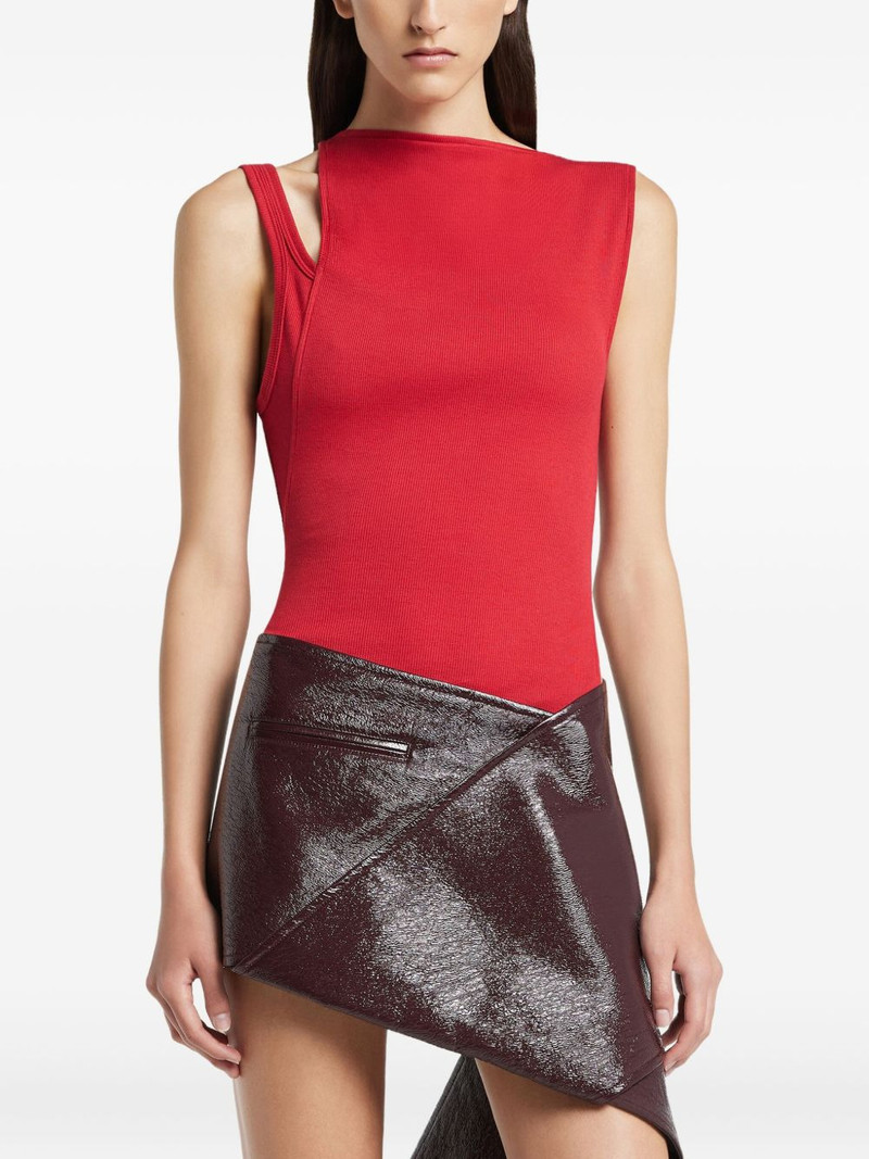 asymmetrical-neck vest 4