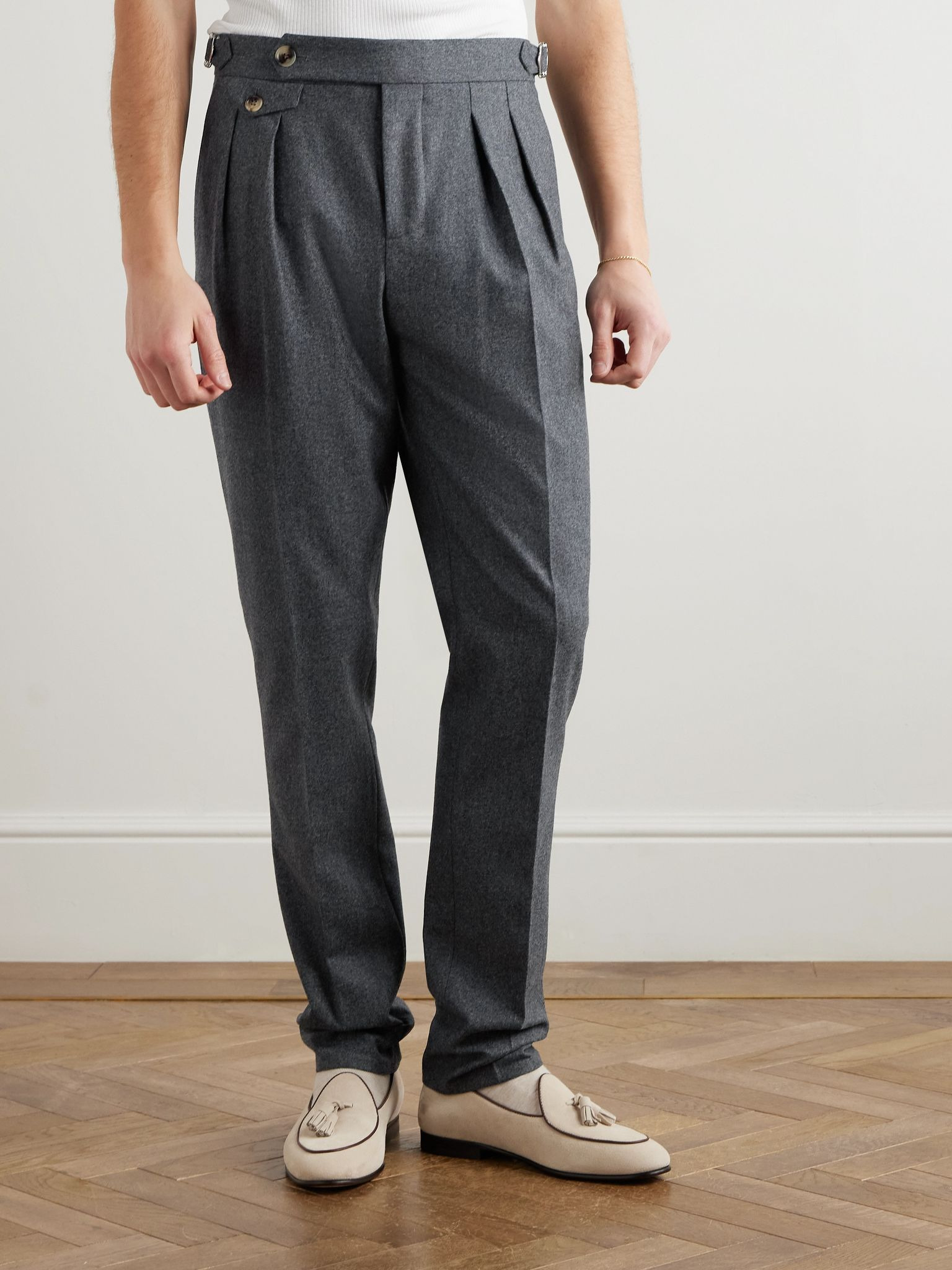 Tapered Pleated Virgin Wool Trousers Gray - 3
