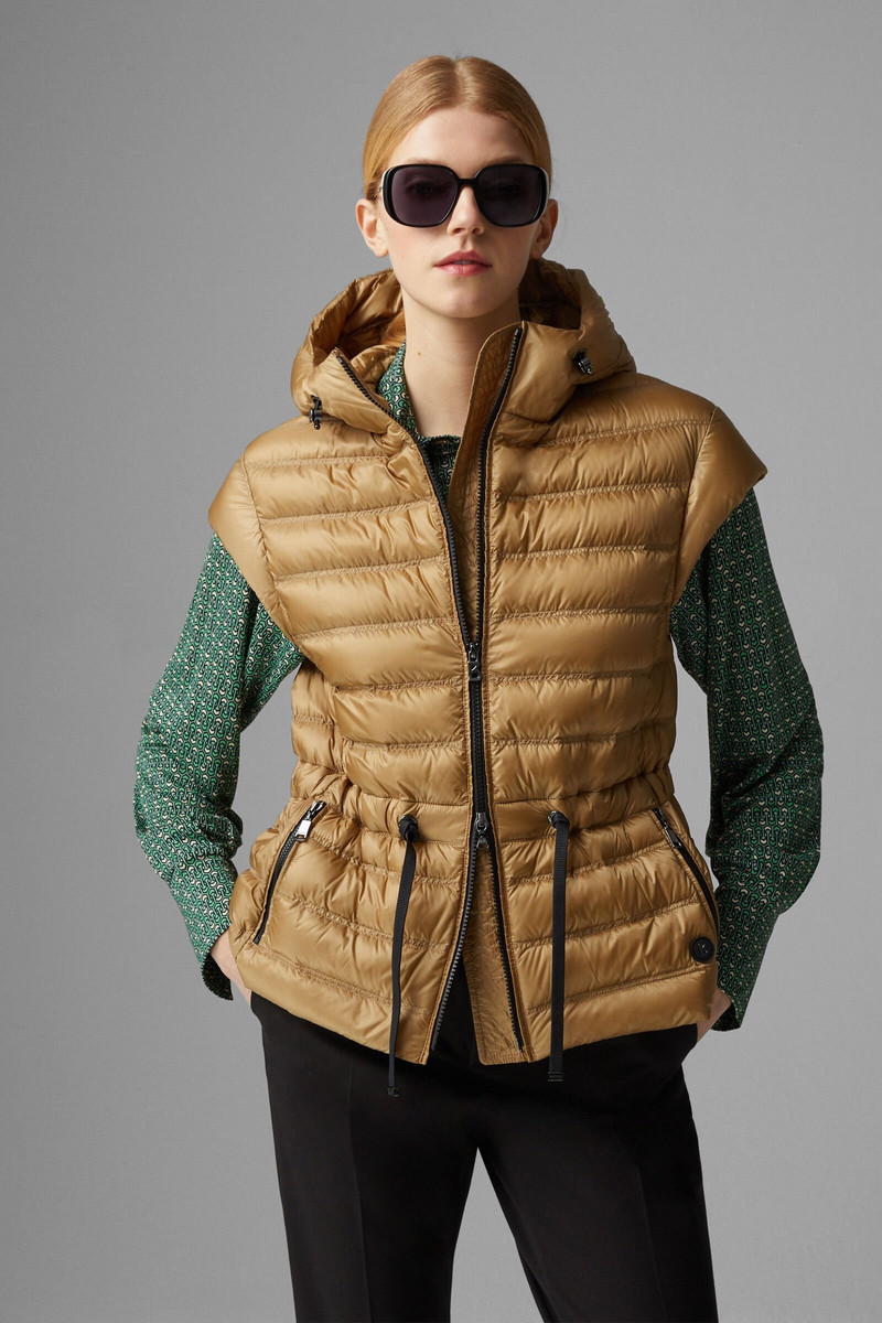 Ennie lightweight down vest in Camel 2