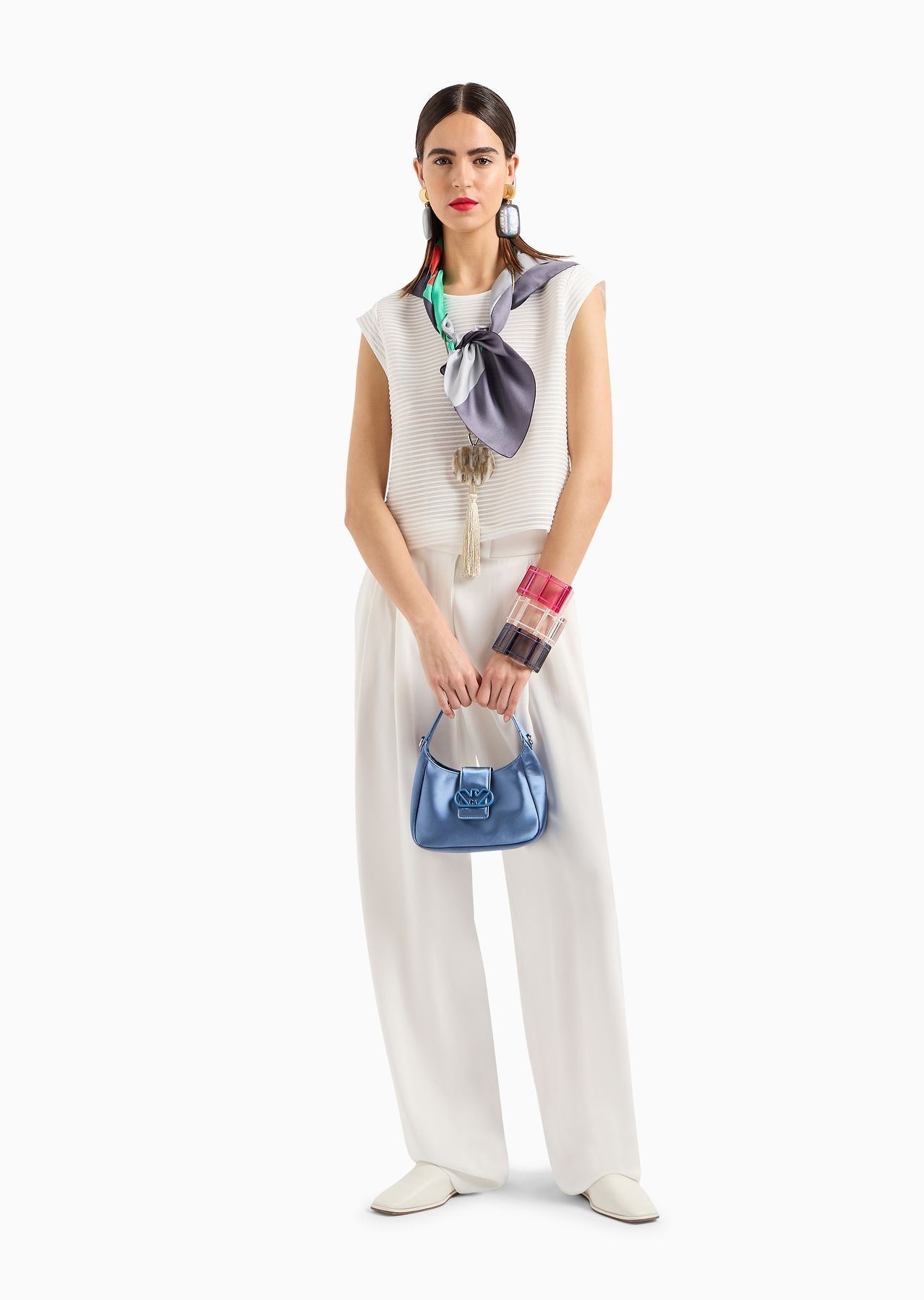 Satin hobo handbag with eagle buckle - 6