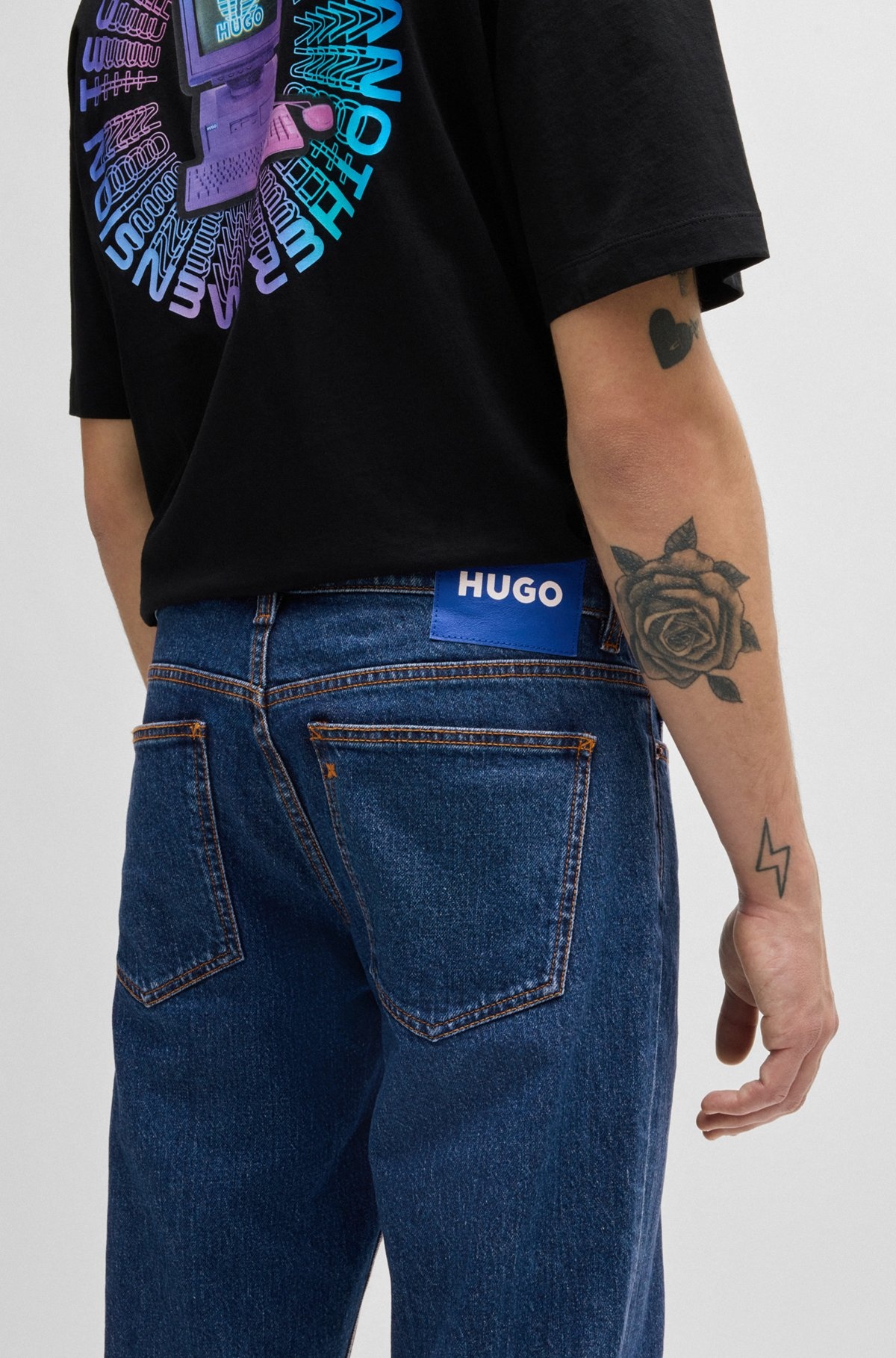 TAPERED-FIT JEANS IN BLUE STRETCH DENIM - 5