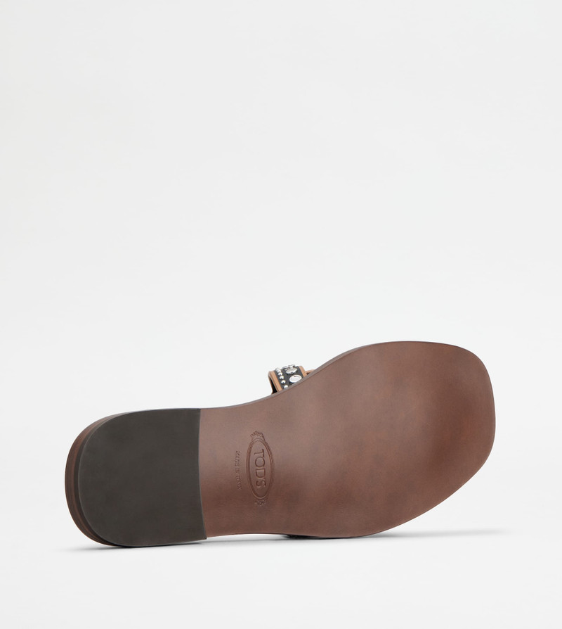 KATE SANDALS IN LEATHER - BLACK 5