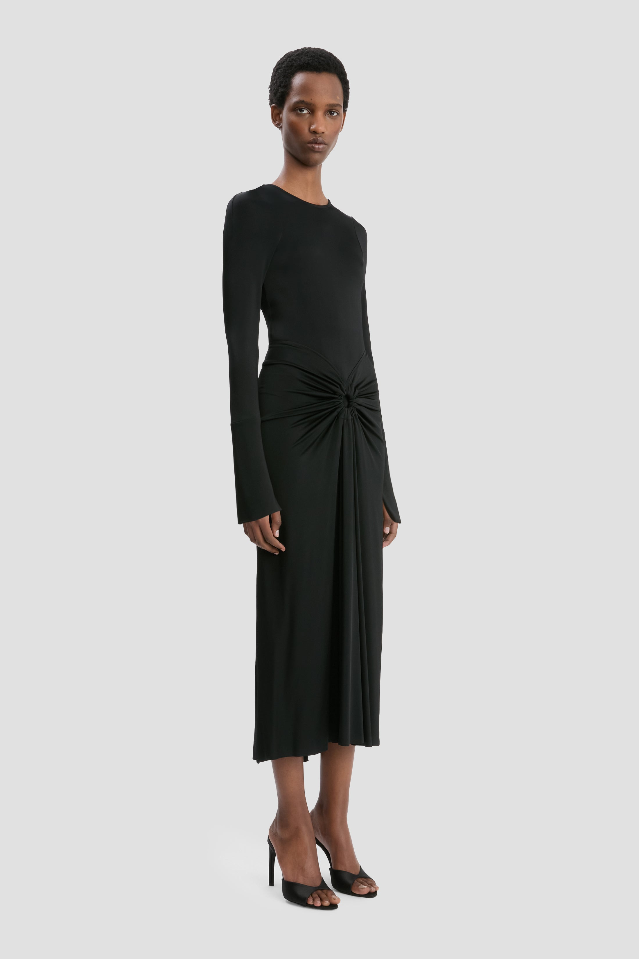 Long Sleeve Gathered Midi Dress In Black - 3