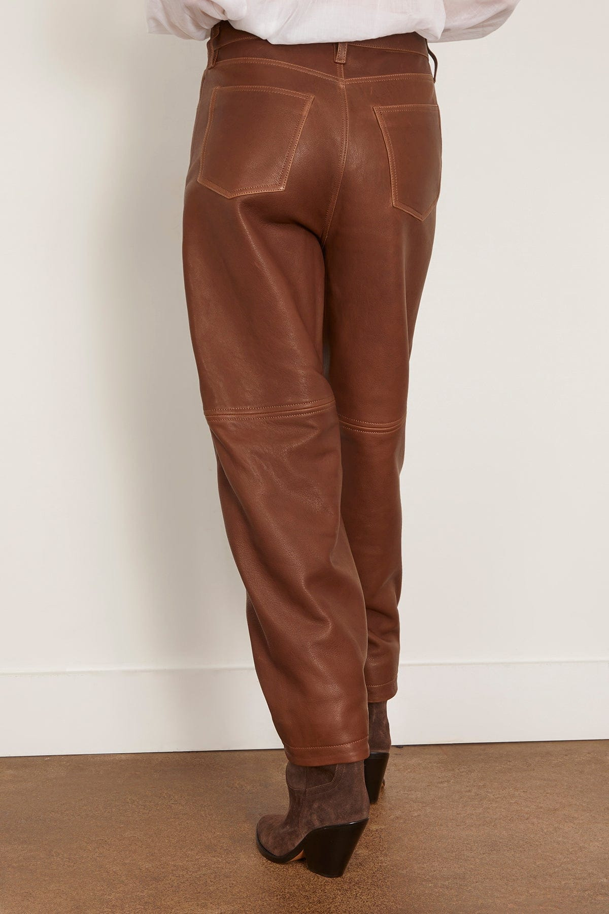 Waldon Curved Leg Pant in Cocoa - 4
