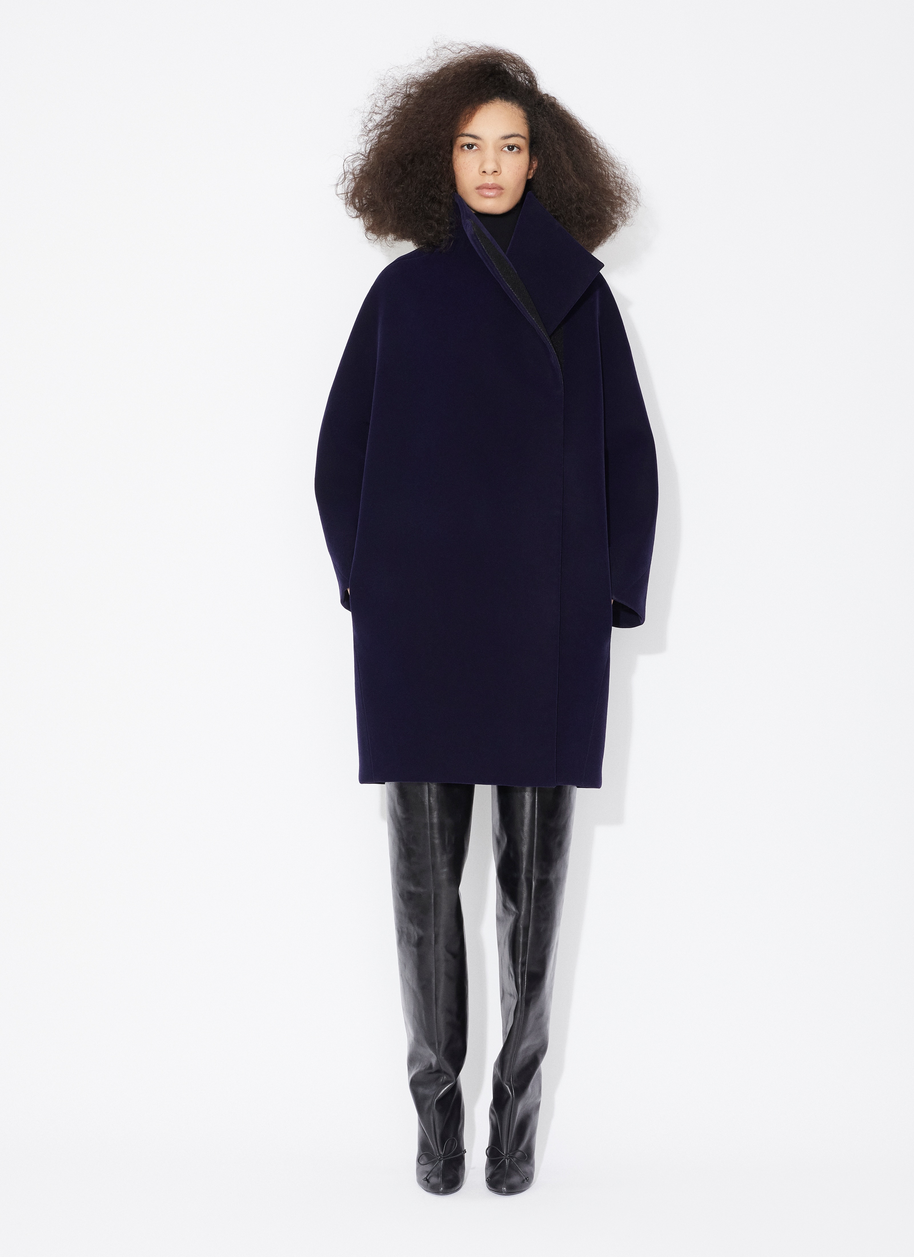 ROUND COAT - 2