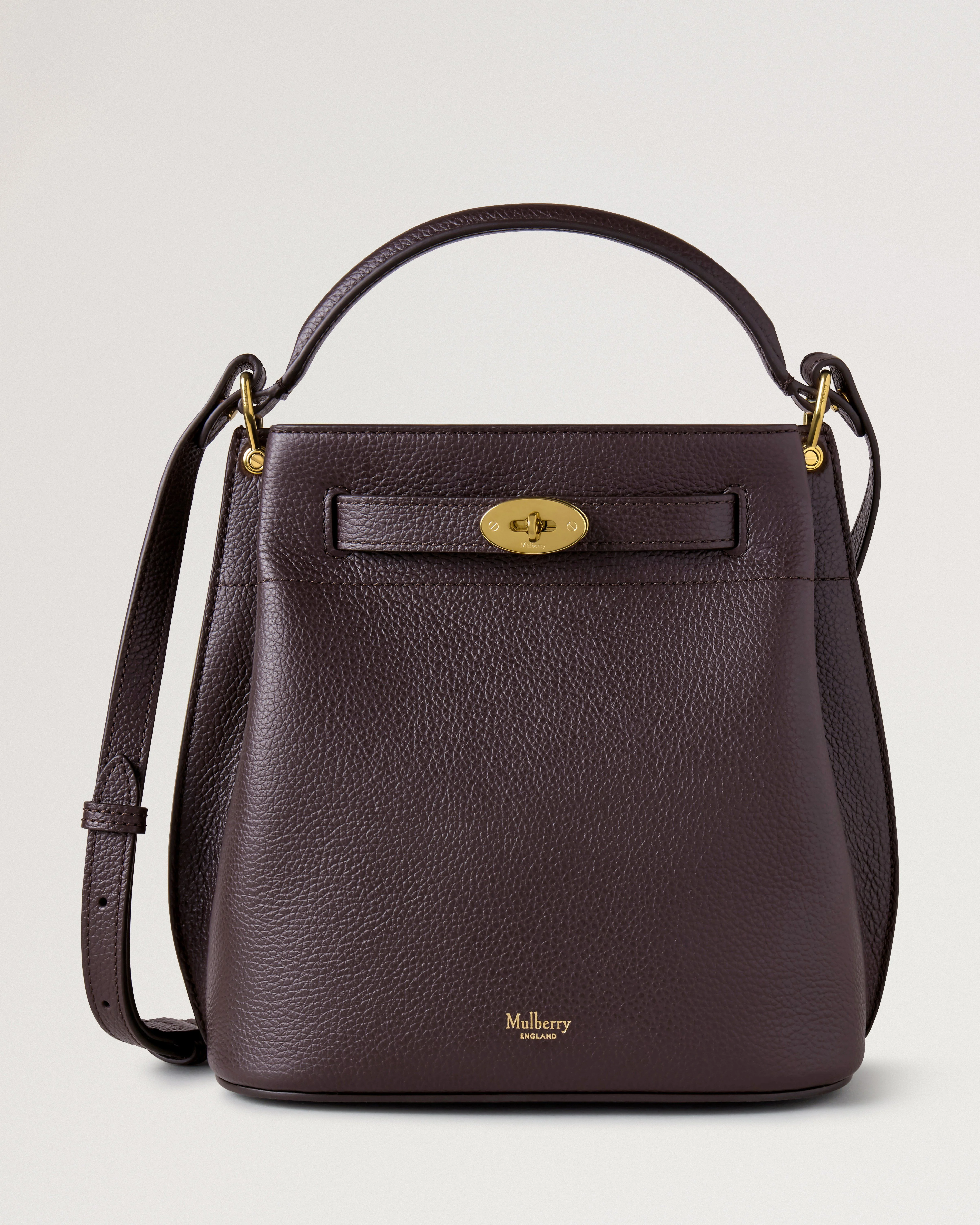 Islington Bucket
Ebony Small Classic Grain - 1