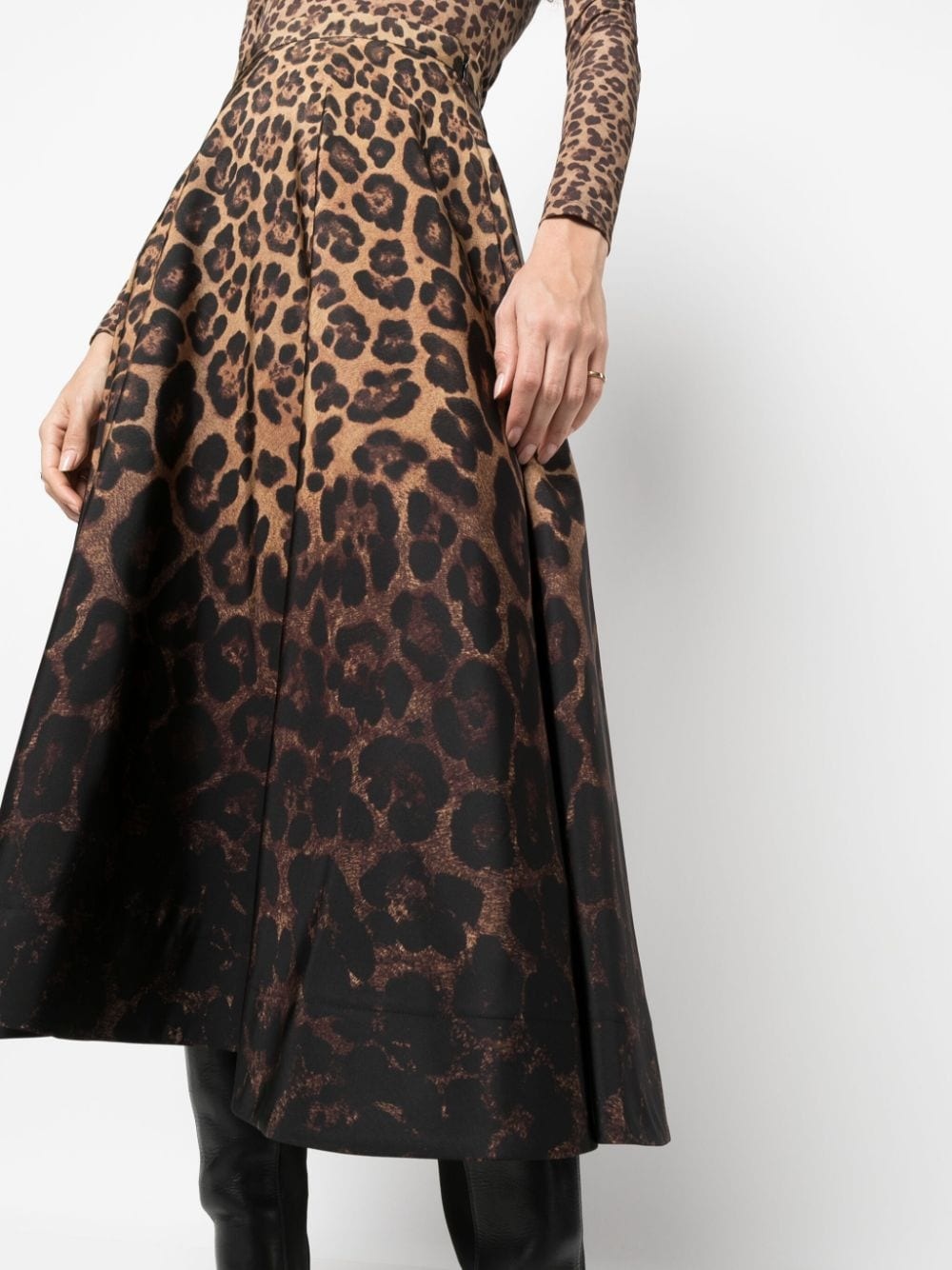 gradient leopard-print midi skirt - 5
