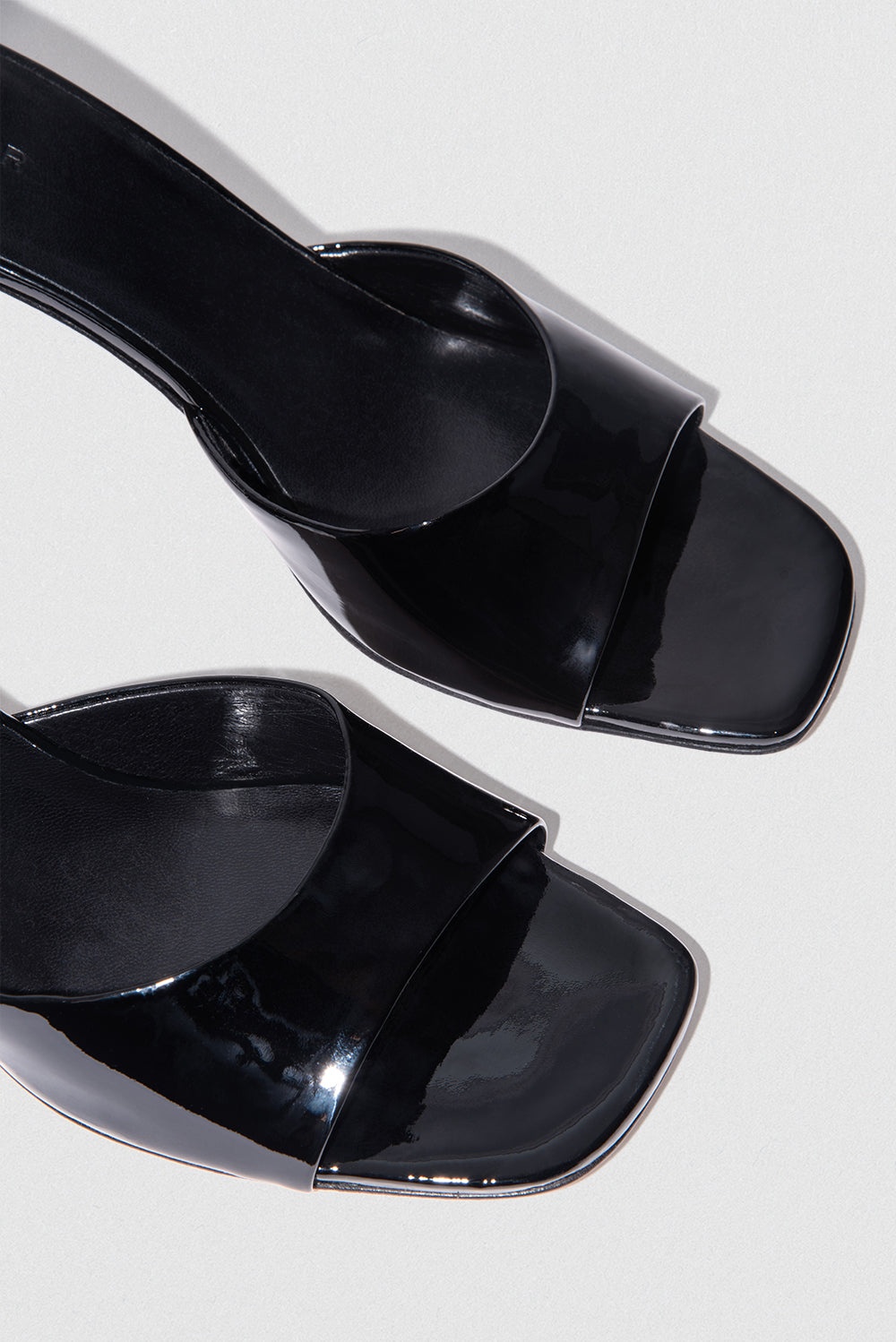 ROMY BLACK PATENT LEATHER - 3