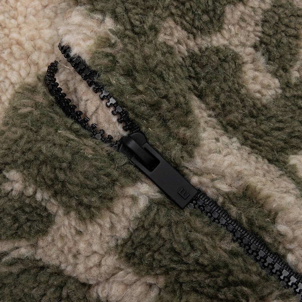 FEAR OF GOD ESSENTIALS RELAXED POLAR FLEECE PANT - CAMO - 3