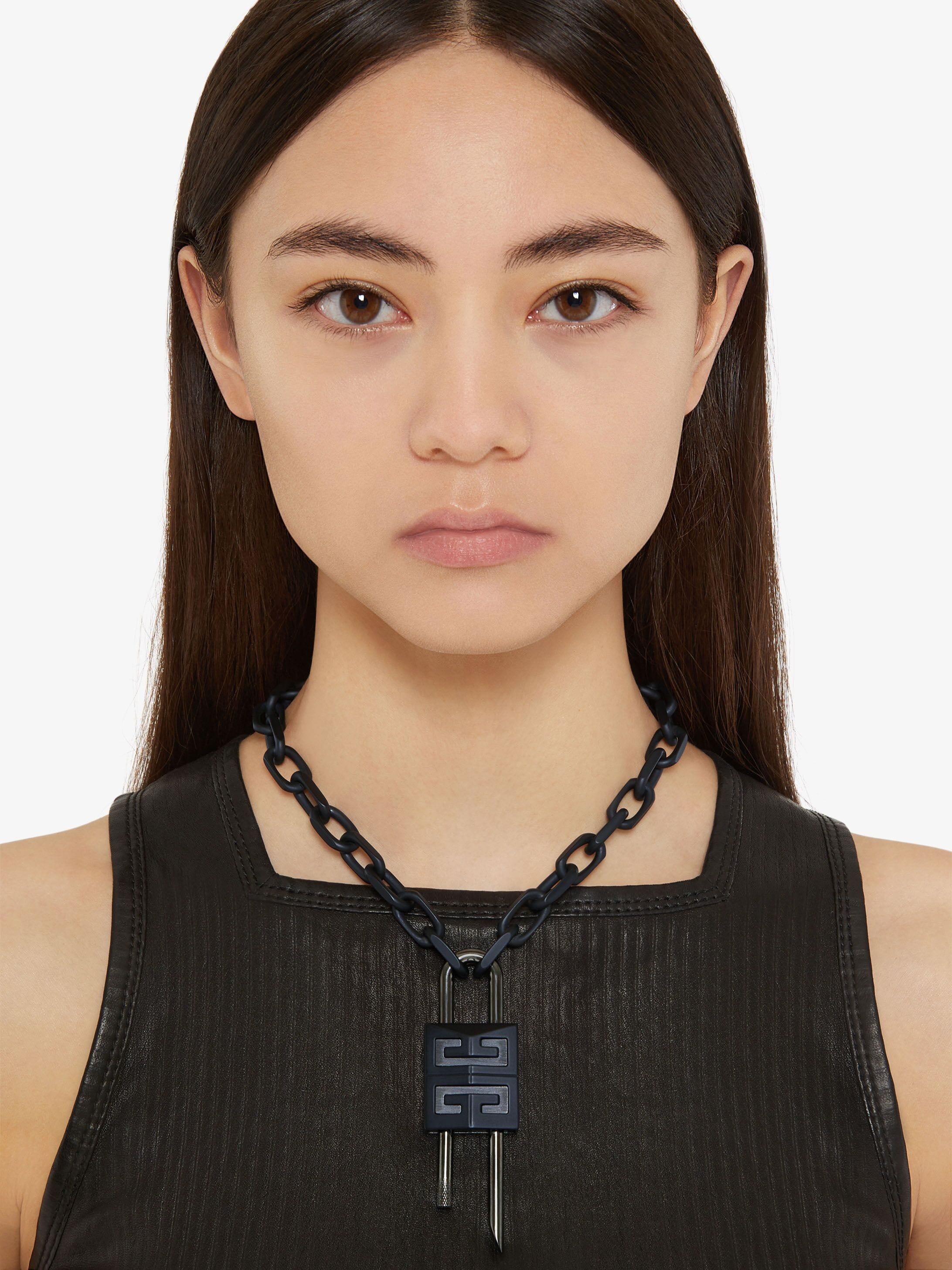 LOCK NECKLACE IN ENAMELLED METAL - 3