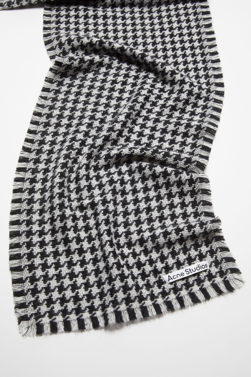 Houndstooth scarf - Black/white 4