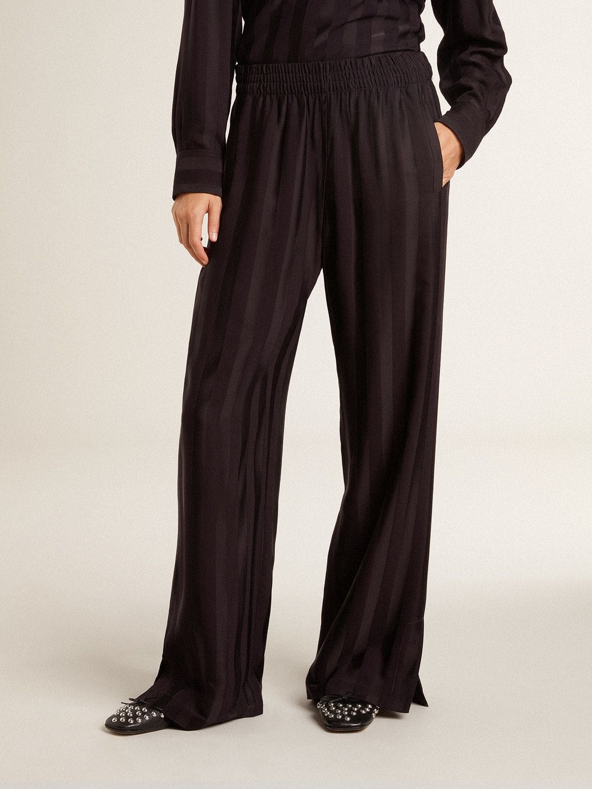Women's joggers with ankle slit - 2