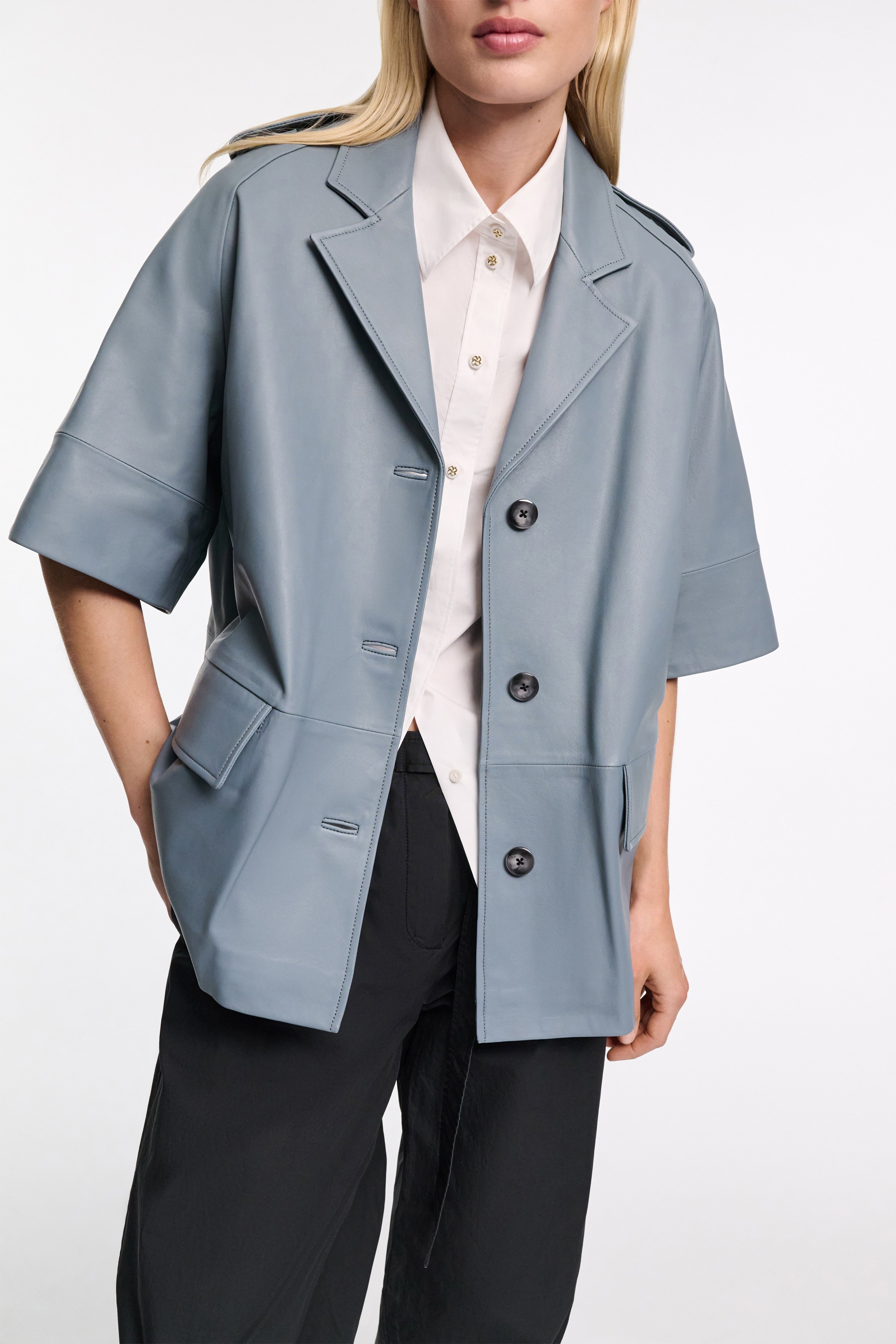 SLEEK STATEMENT I coat - 4