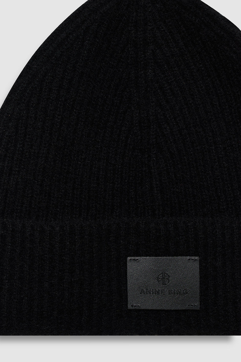 Carley Beanie - Black Cashmere 3