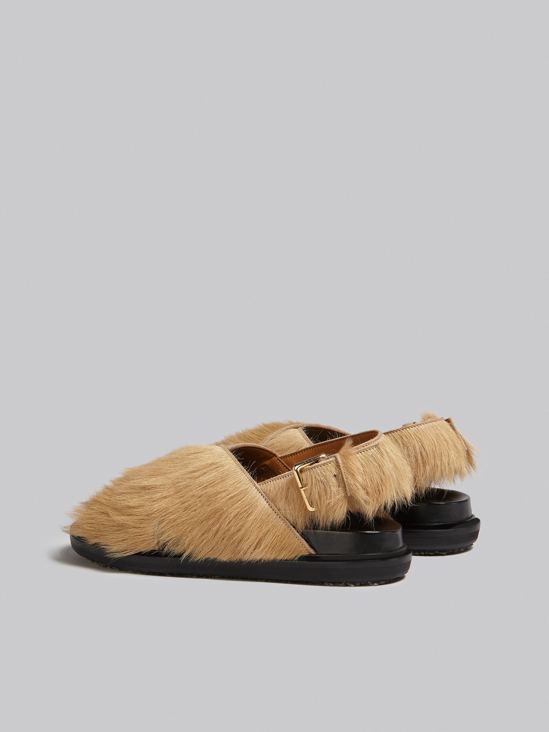 BEIGE LONG-HAIR CALFSKIN FUSSBETT - 3