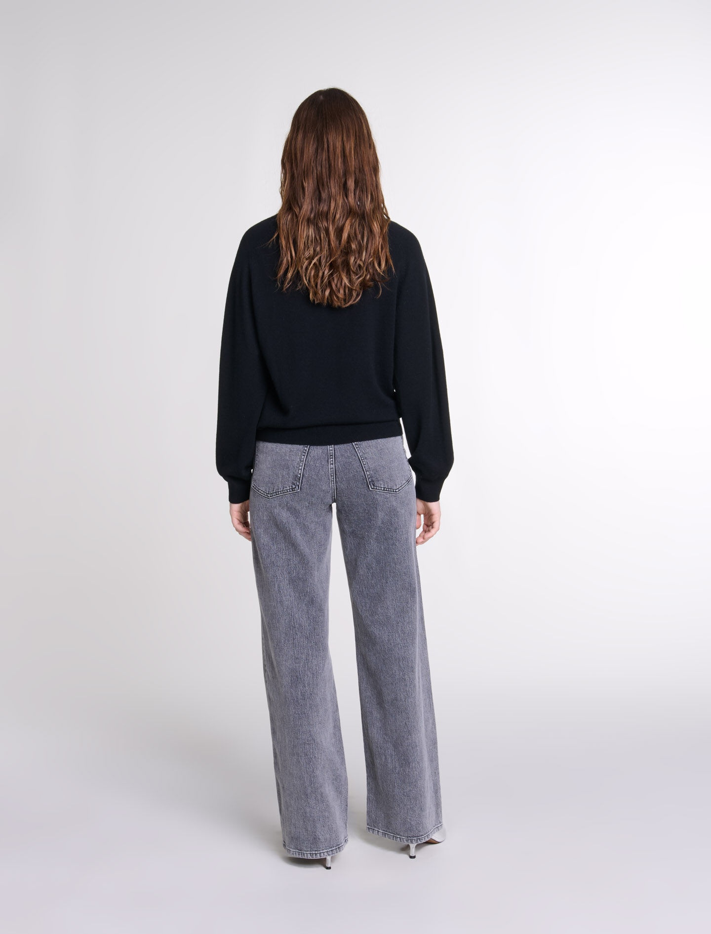 Knit jumper with rhinestone neck - 4