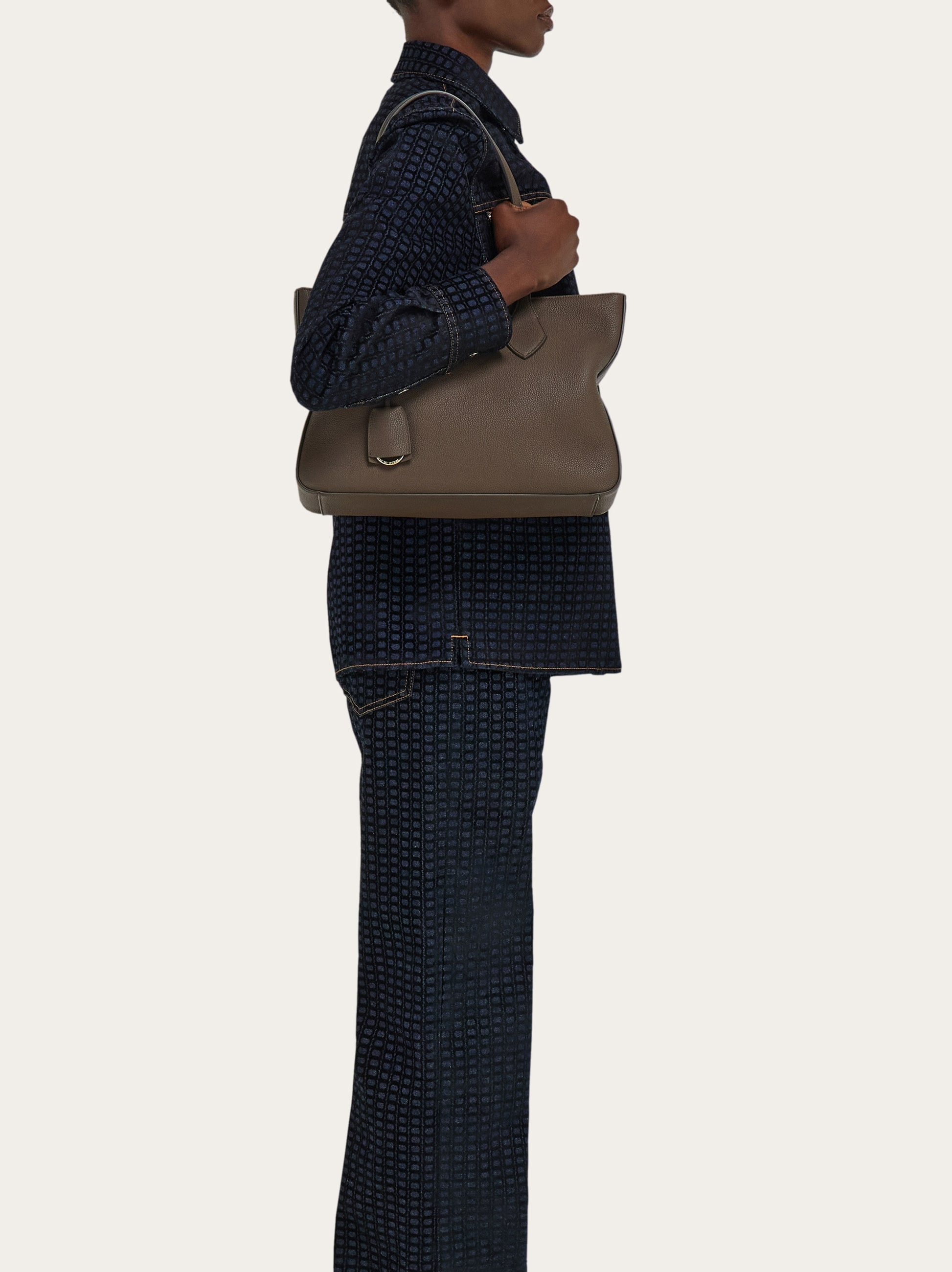 Star-shaped tote bag (M) - 2