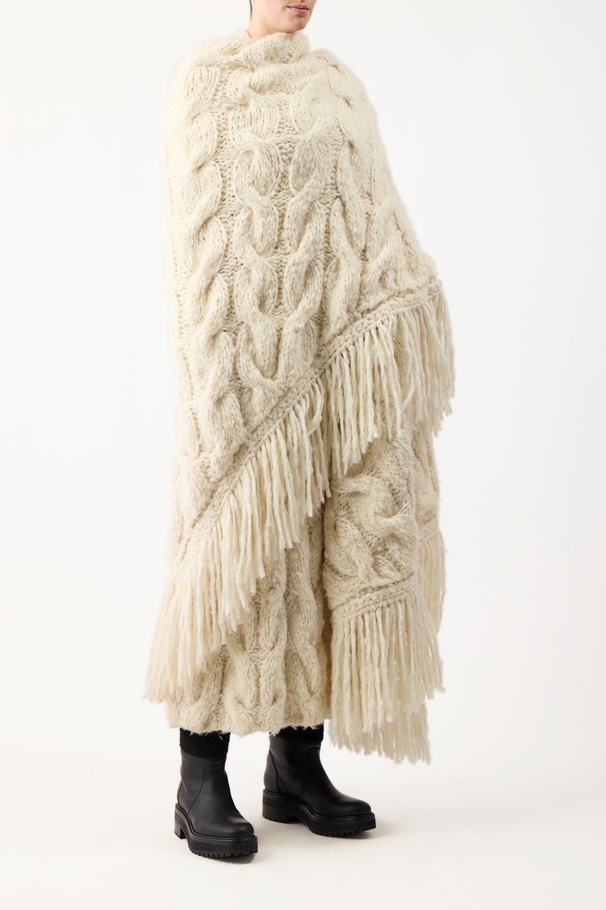 Libby Wrap in Ivory Welfat Cashmere - 3