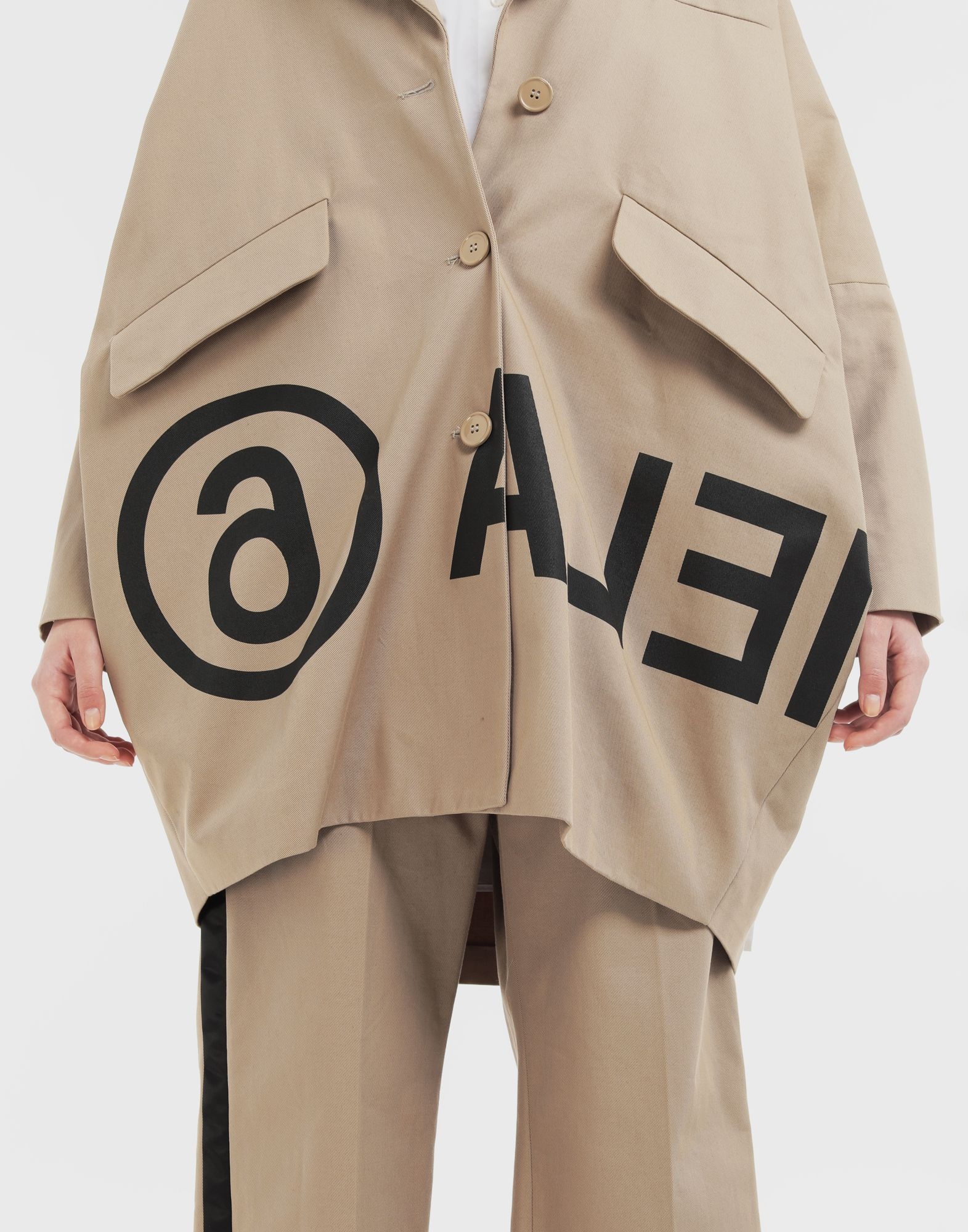 Reversed logo coat - 5