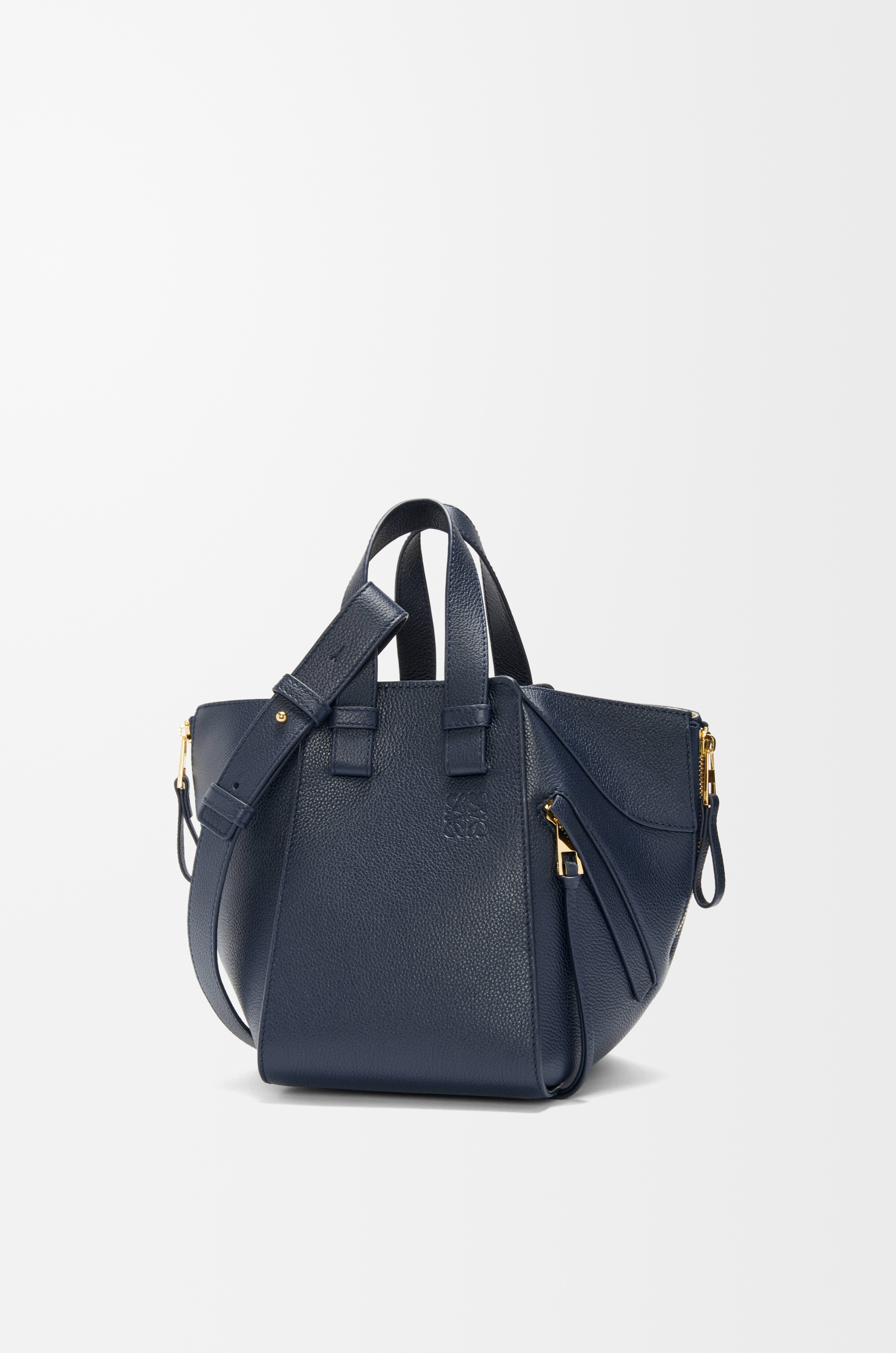 Compact Hammock bag in soft grained calfskin - 4