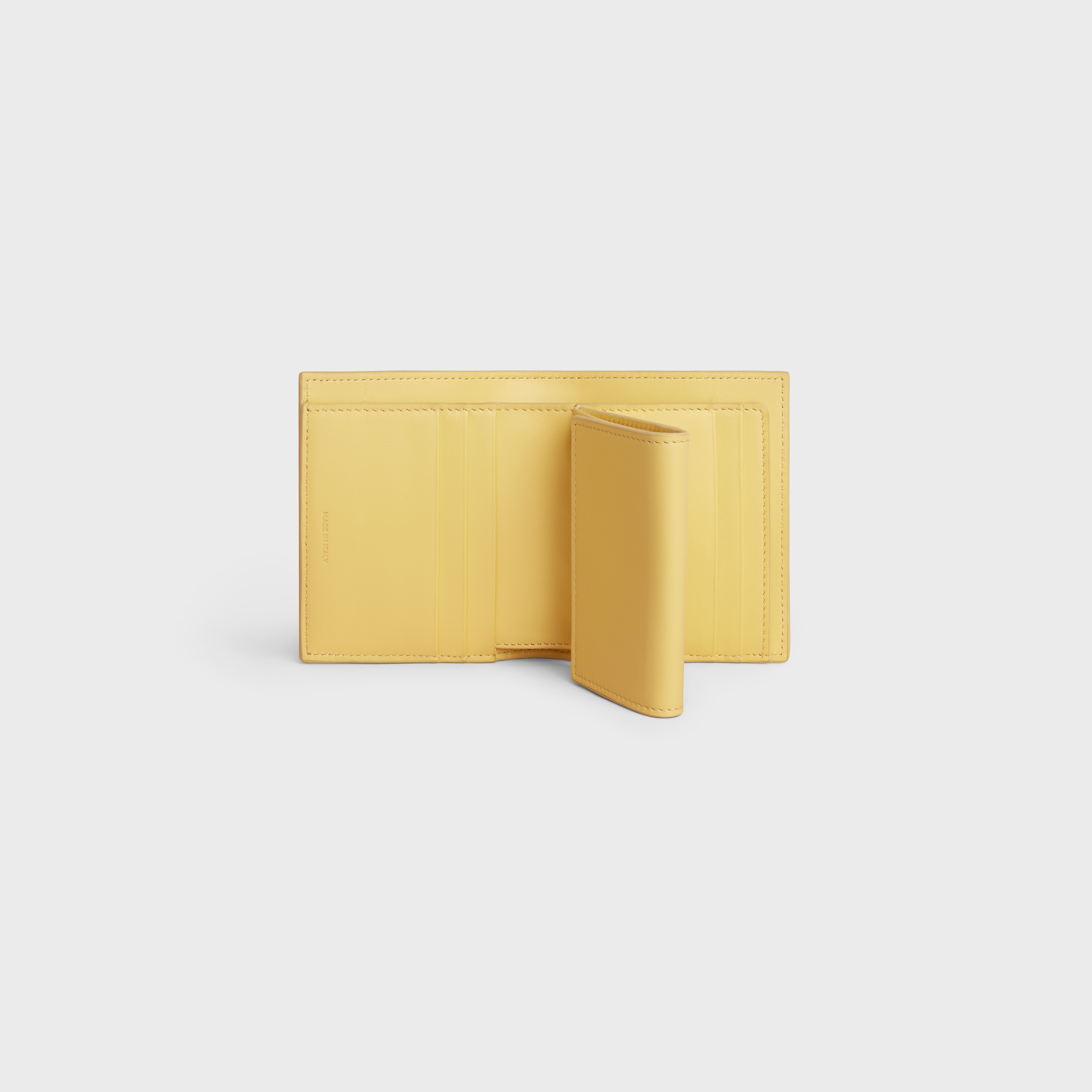 Small Strap Wallet in Bicolour Grained Calfskin - 4