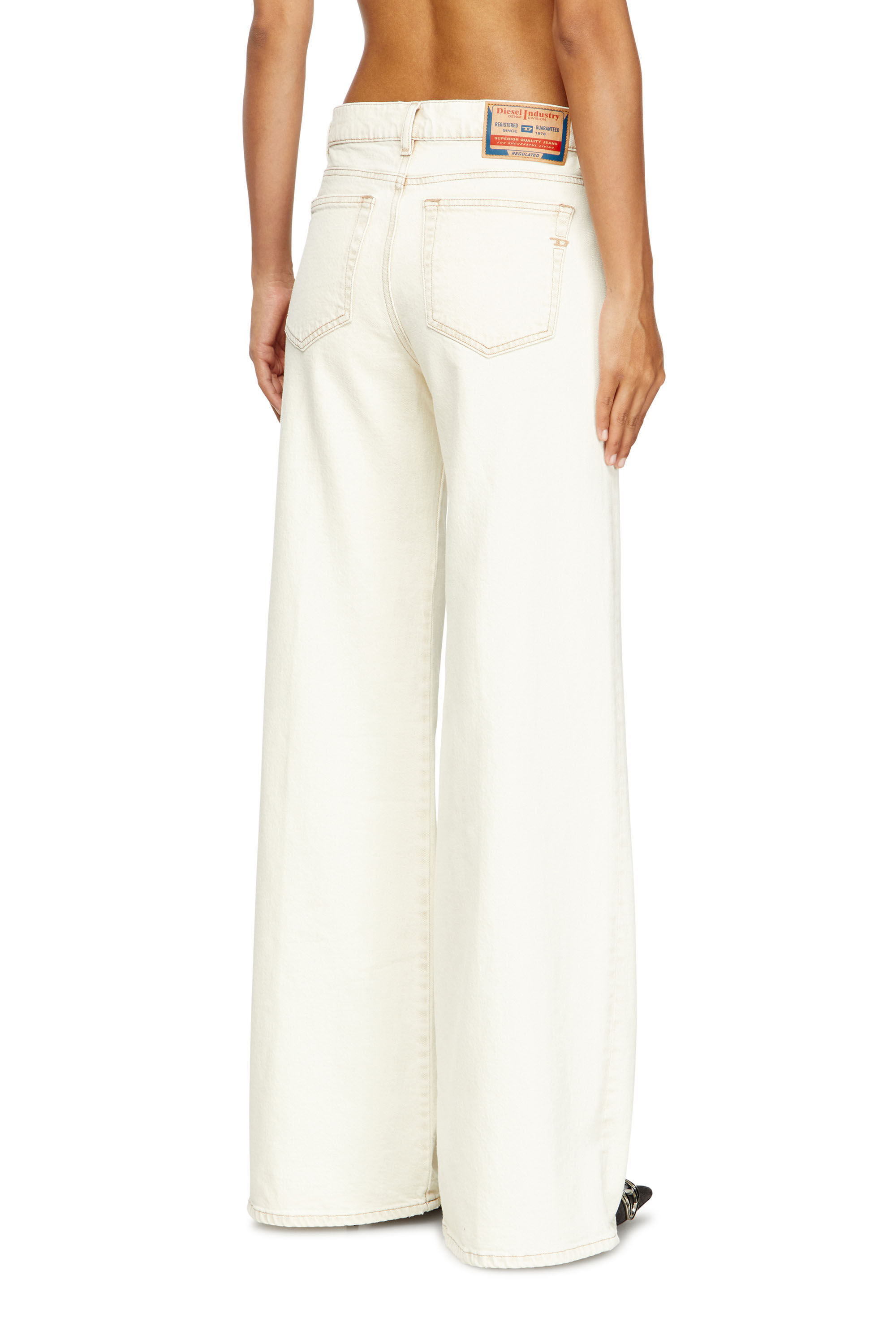 FLARE JEANS 1978 D-AKEMI 09M70 - 4
