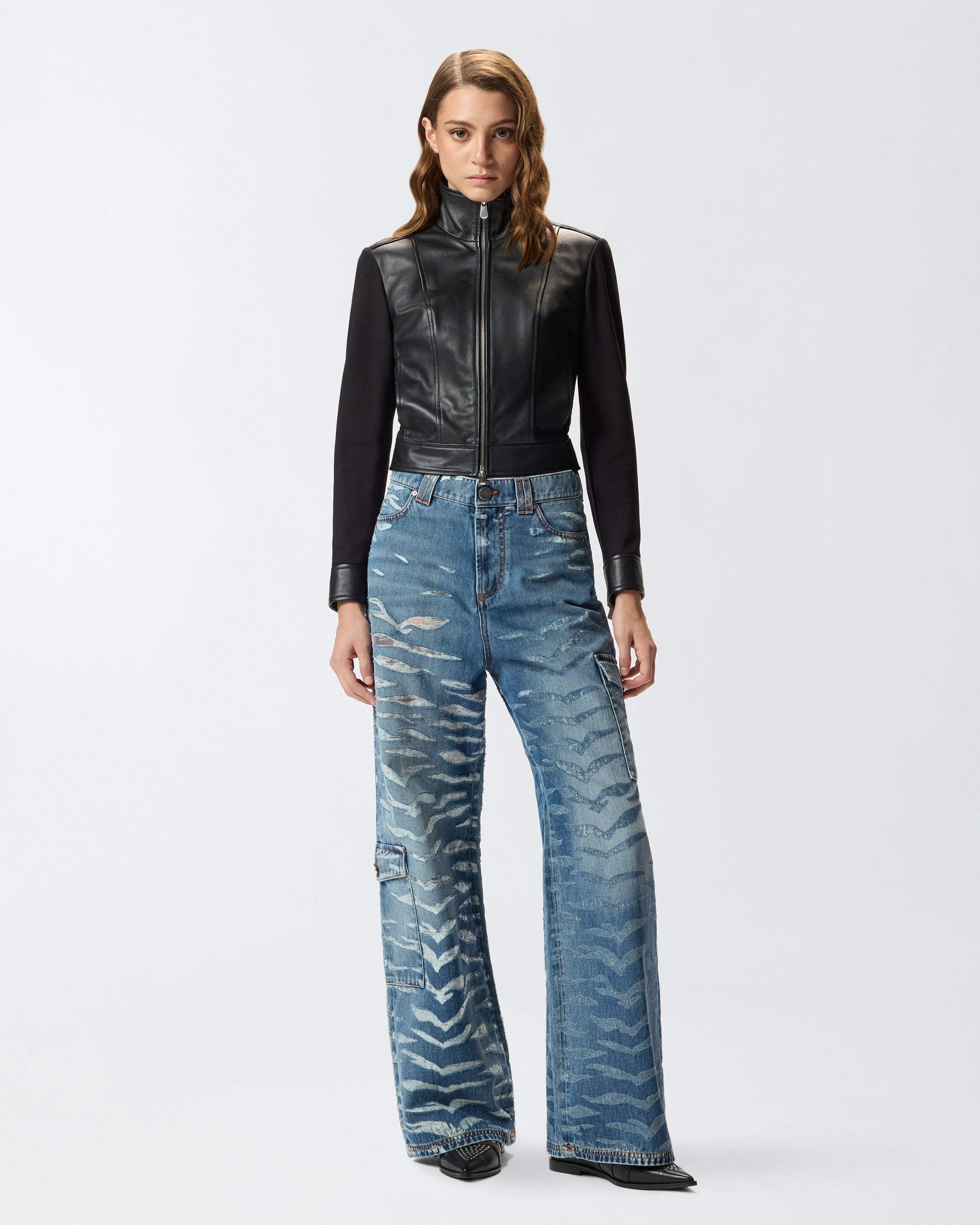 WIDE-LEG ZEBRA-PRINT JEANS - 2