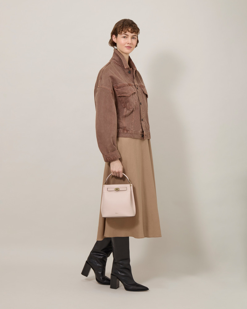 Mulberry Islington Bucket
Blossom Pink Small Classic Grain outlook