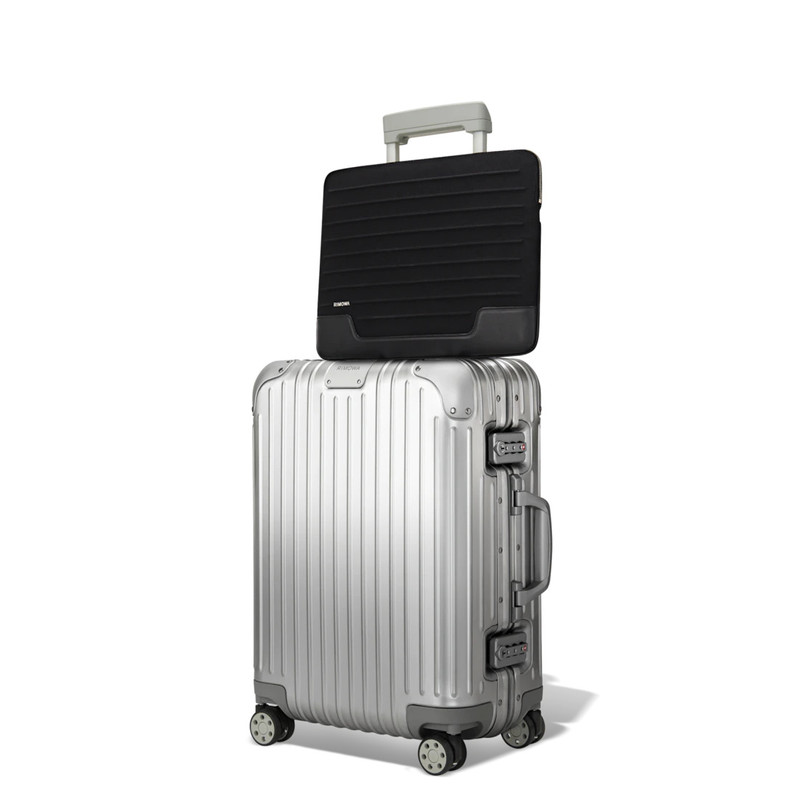 Never Still Flat Pouch 5