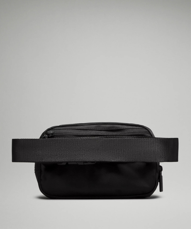 Everywhere Belt Bag with Long Strap 1L 3