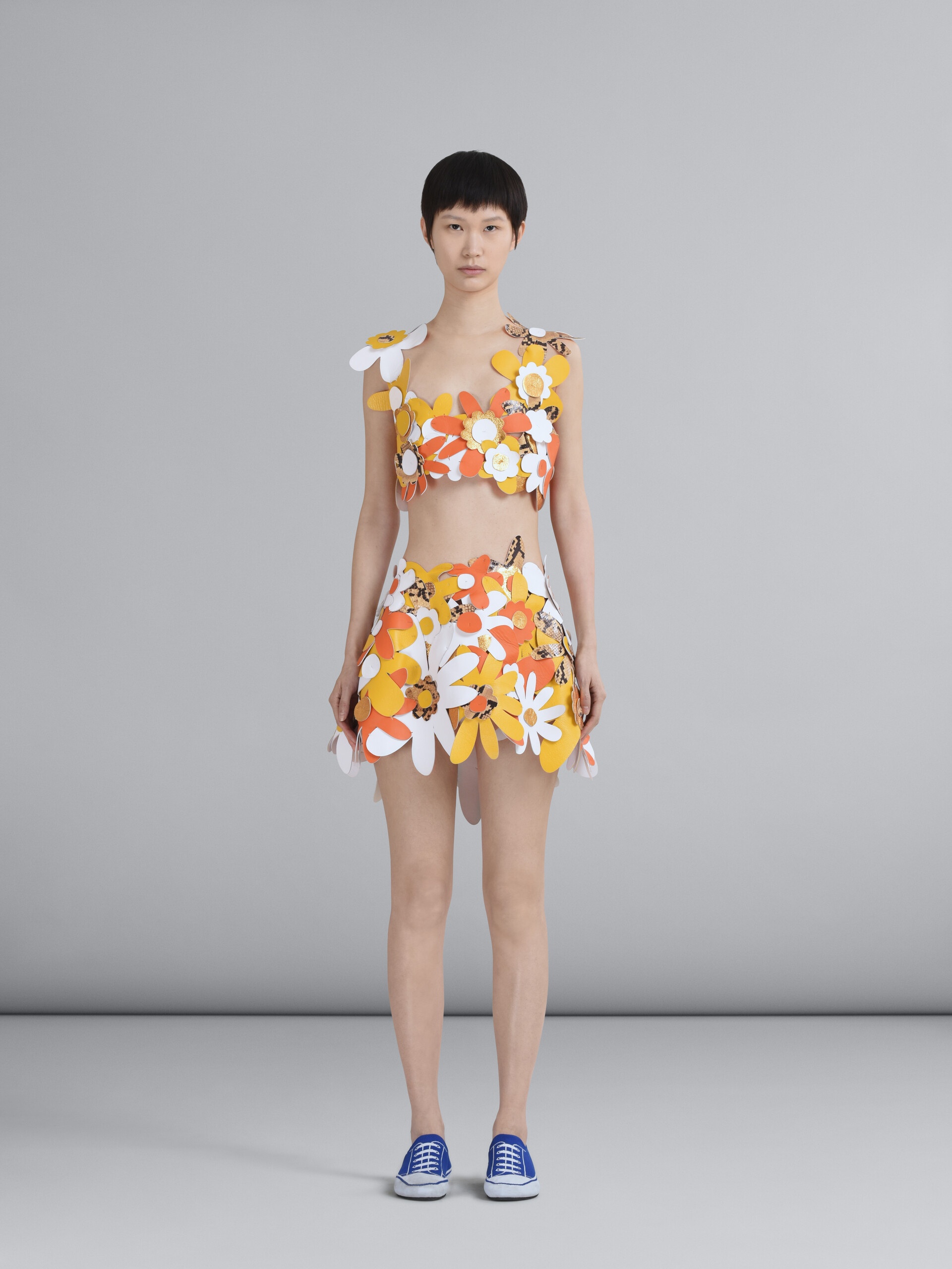 EMBROIDERED LEATHER FLOWERS MINI SKIRT - 2