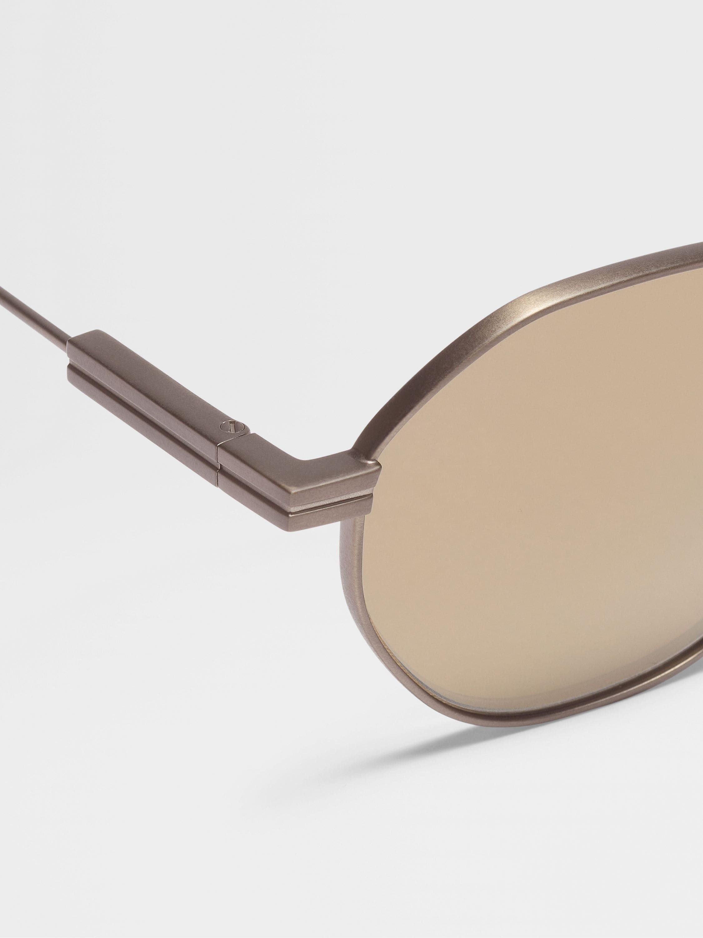 LIGHT BRONZE TITANIUM SUNGLASSES - 2