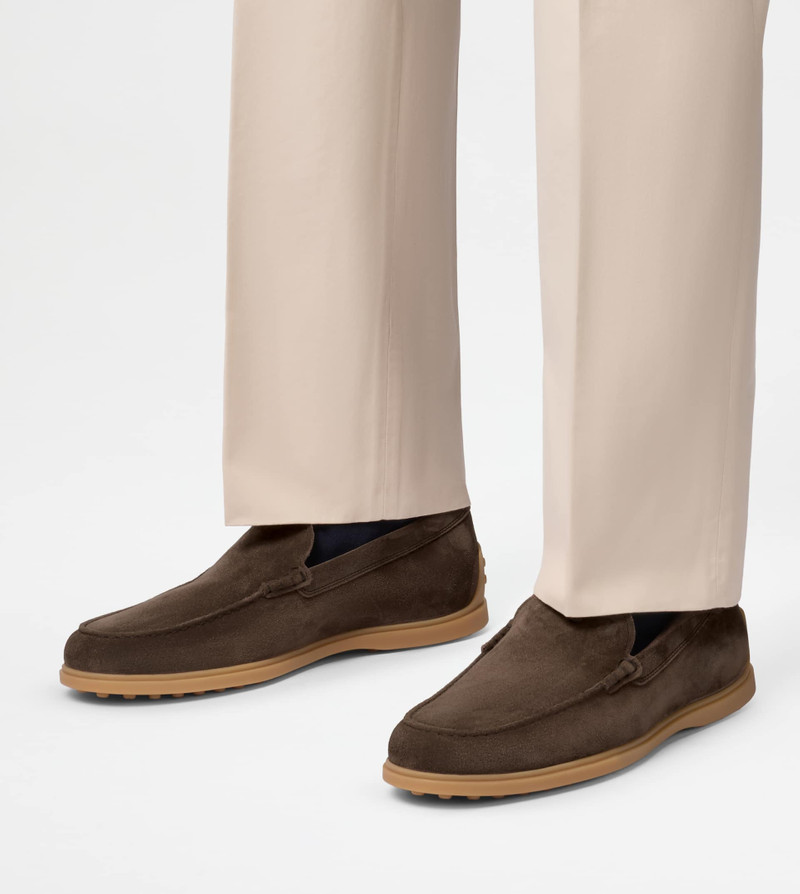 Tod's SLIPPER LOAFERS IN SUEDE - BROWN outlook