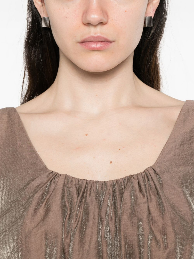 sleeveless top 5