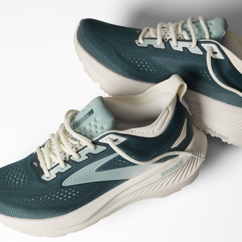 BROOKS Glycerin 23 outlook