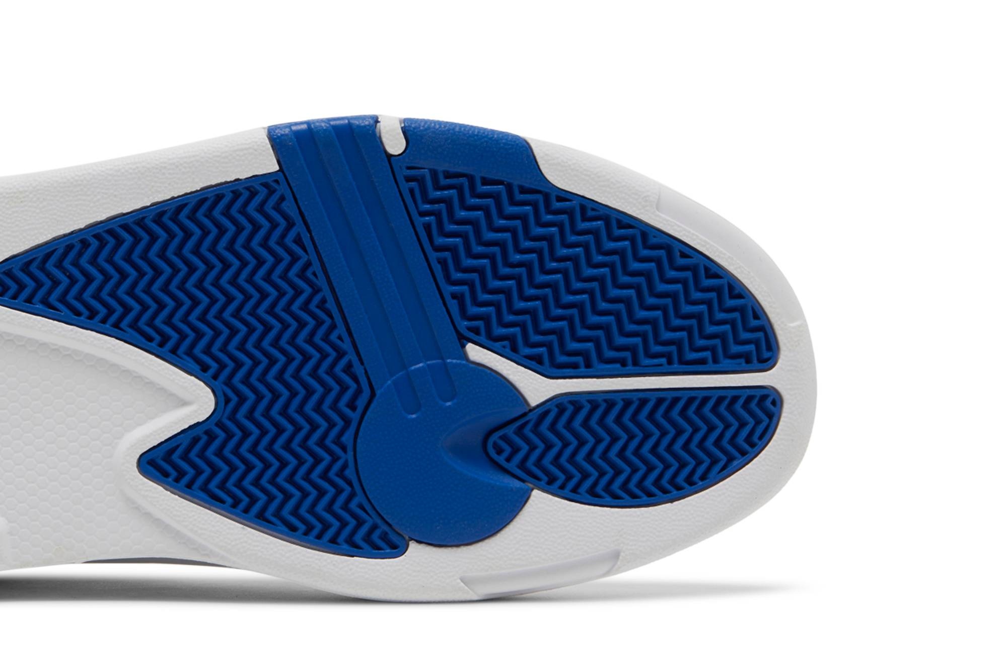 Pump Omni Zone 2 'NCAA Pack - Kentucky' - 5