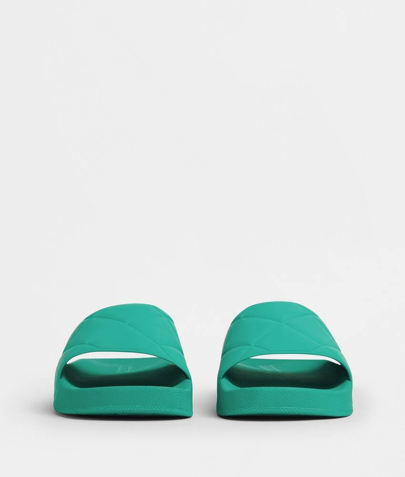 Bottega Veneta slider outlook