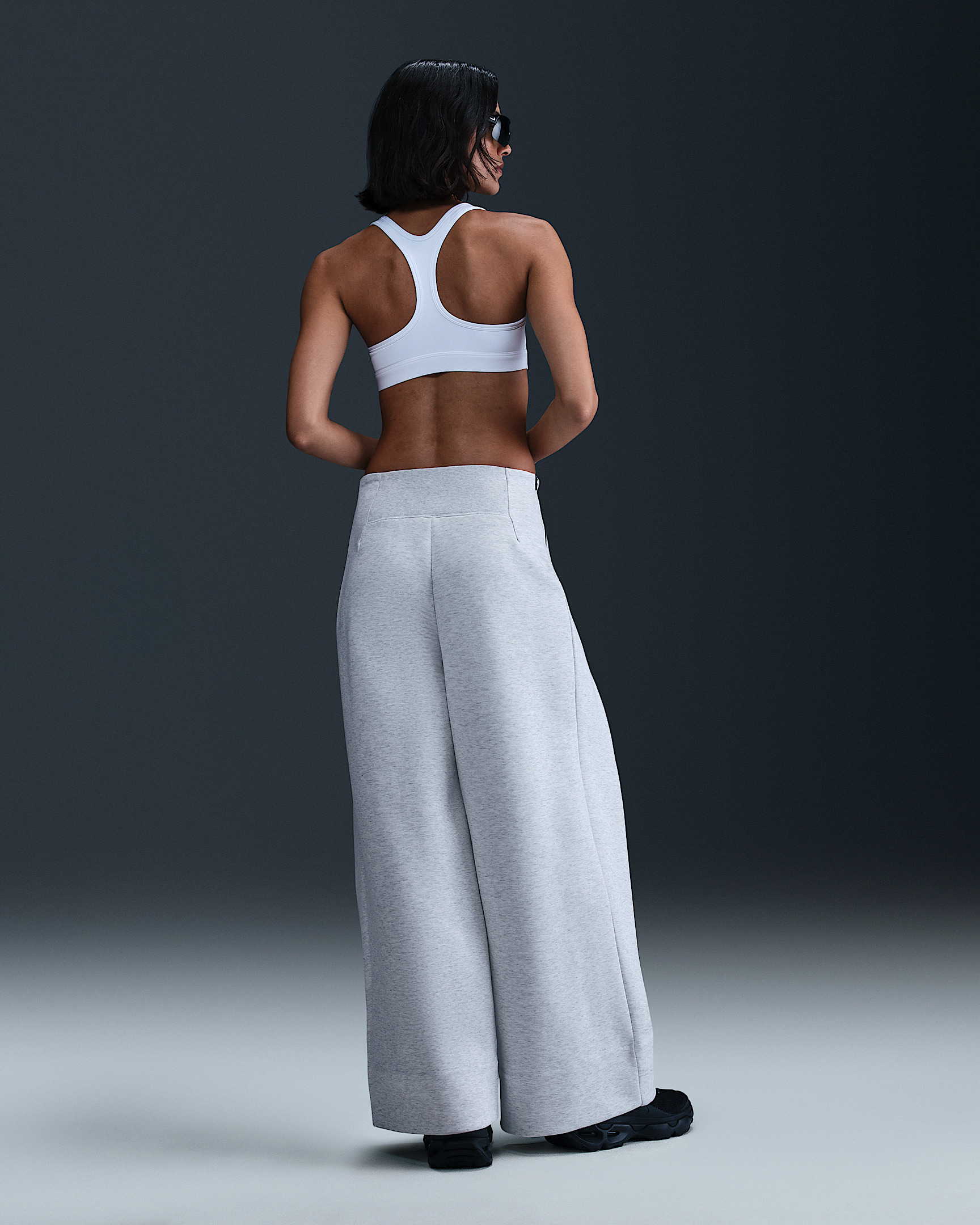 Nike Sportswear Tech Fleece Women's High-Waisted Pleated Pants - 4