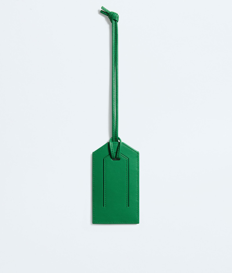 Getaway Tag Holder 3