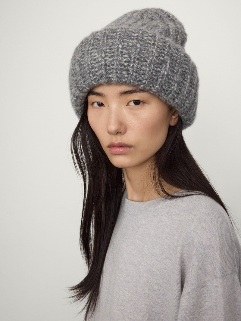 LISA YANG The Becka Beanie outlook