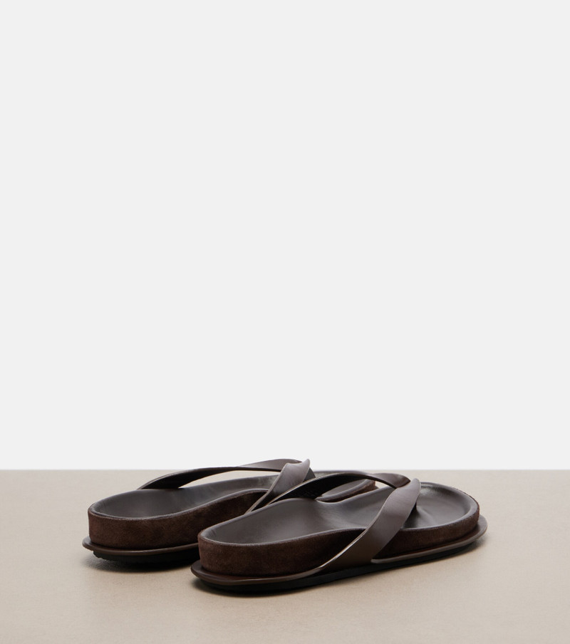 JACQUEMUS Tatanes leather thong sandals outlook