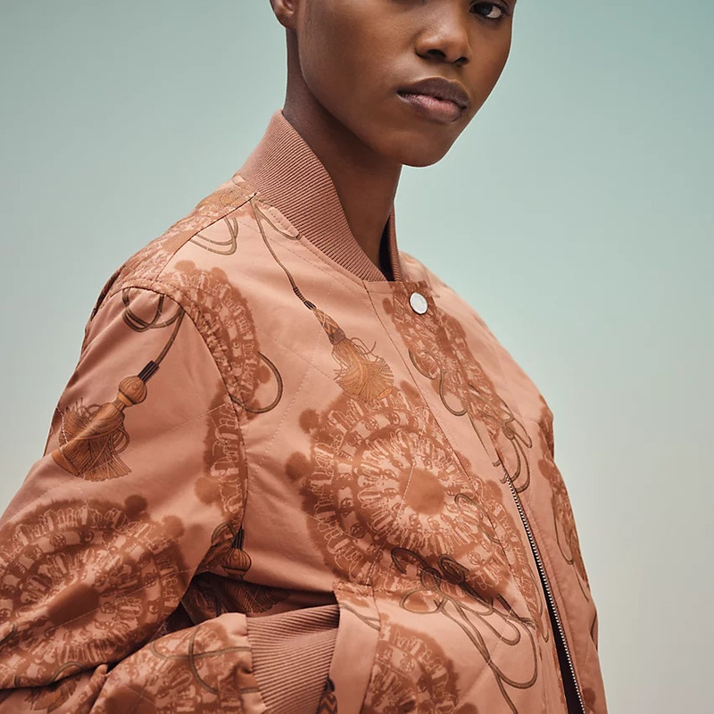 Reversible bomber jacket 5