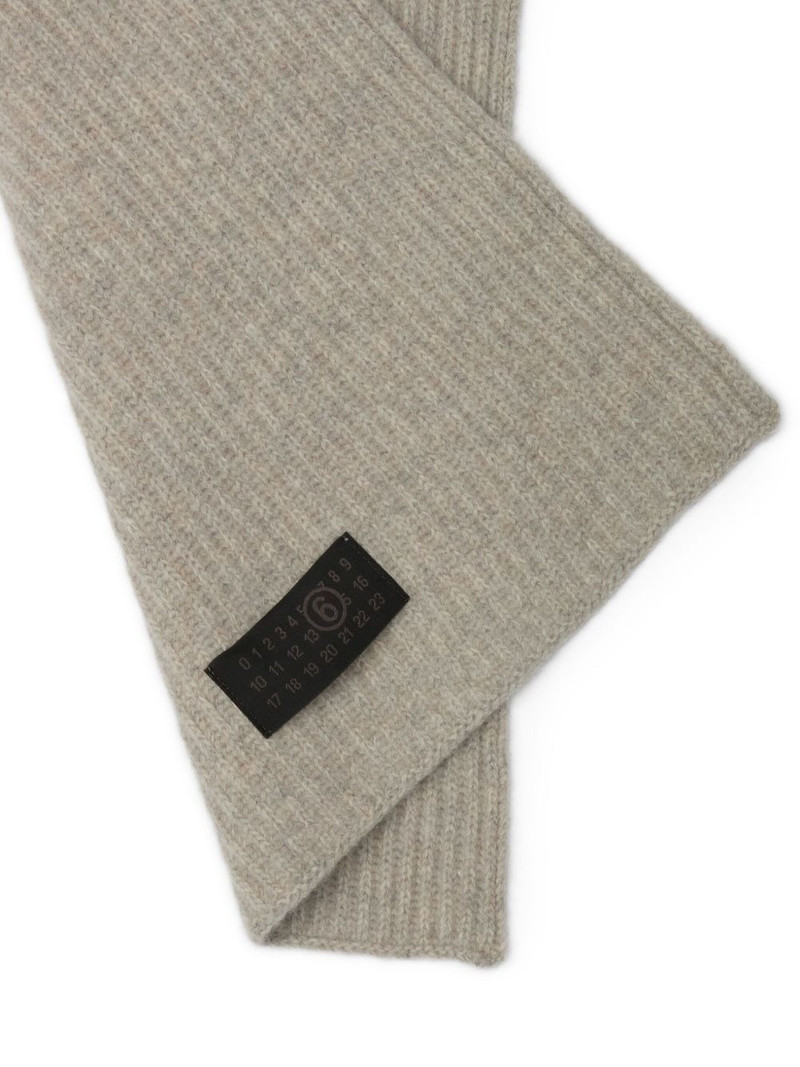 MM6 Maison Margiela half-zip ribbed scarf outlook