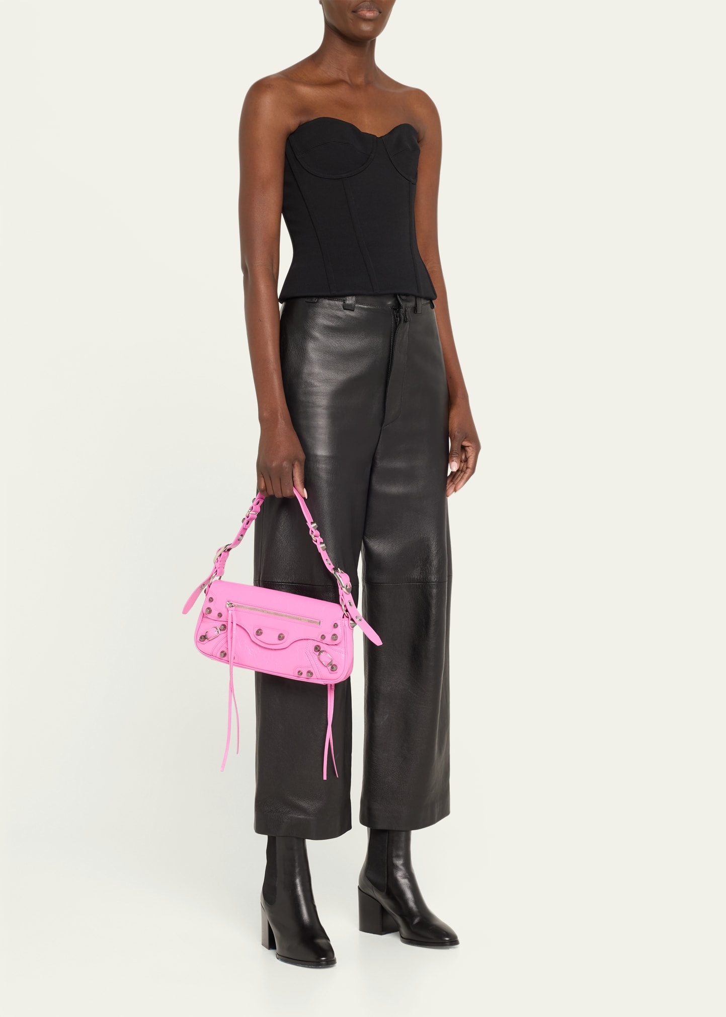 Le Cagole Sling Small Varnished Leather Shoulder Bag - 5