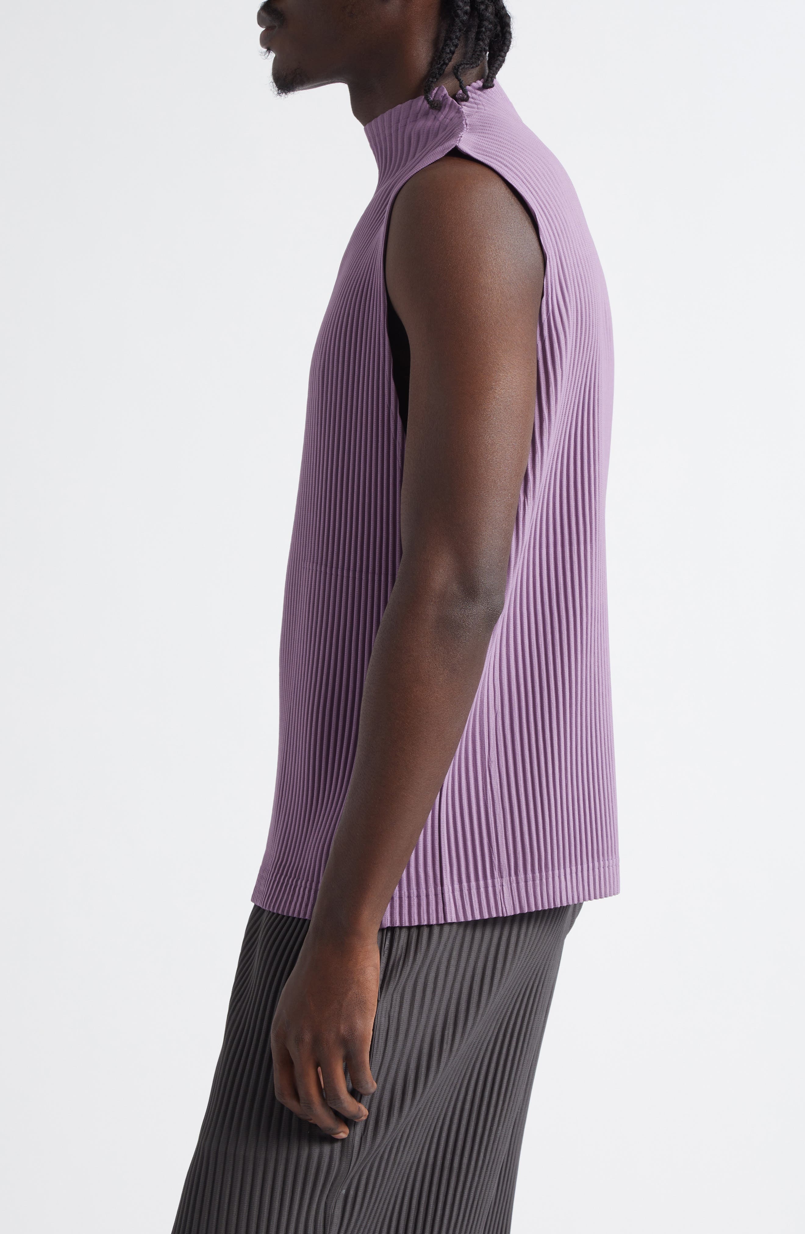 Homme Plissé Issey Miyake Monthly Colors April Pleated Top in Viola Purple at Nordstrom - 3