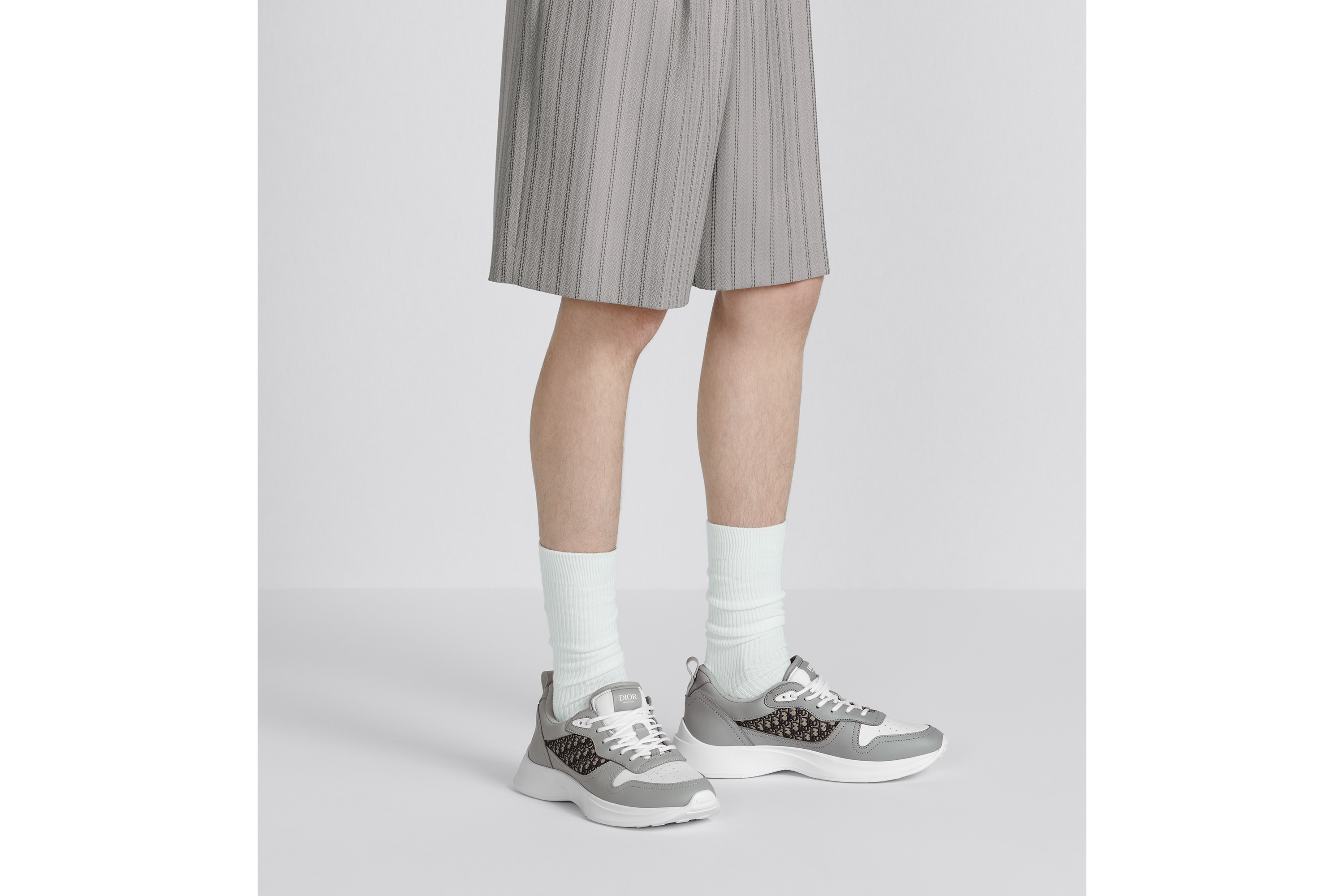 B25 Runner Sneaker - 7