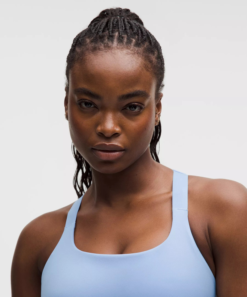 Ultralu Square-Neck Workout Bra *Medium Support, D/DD Cup 4