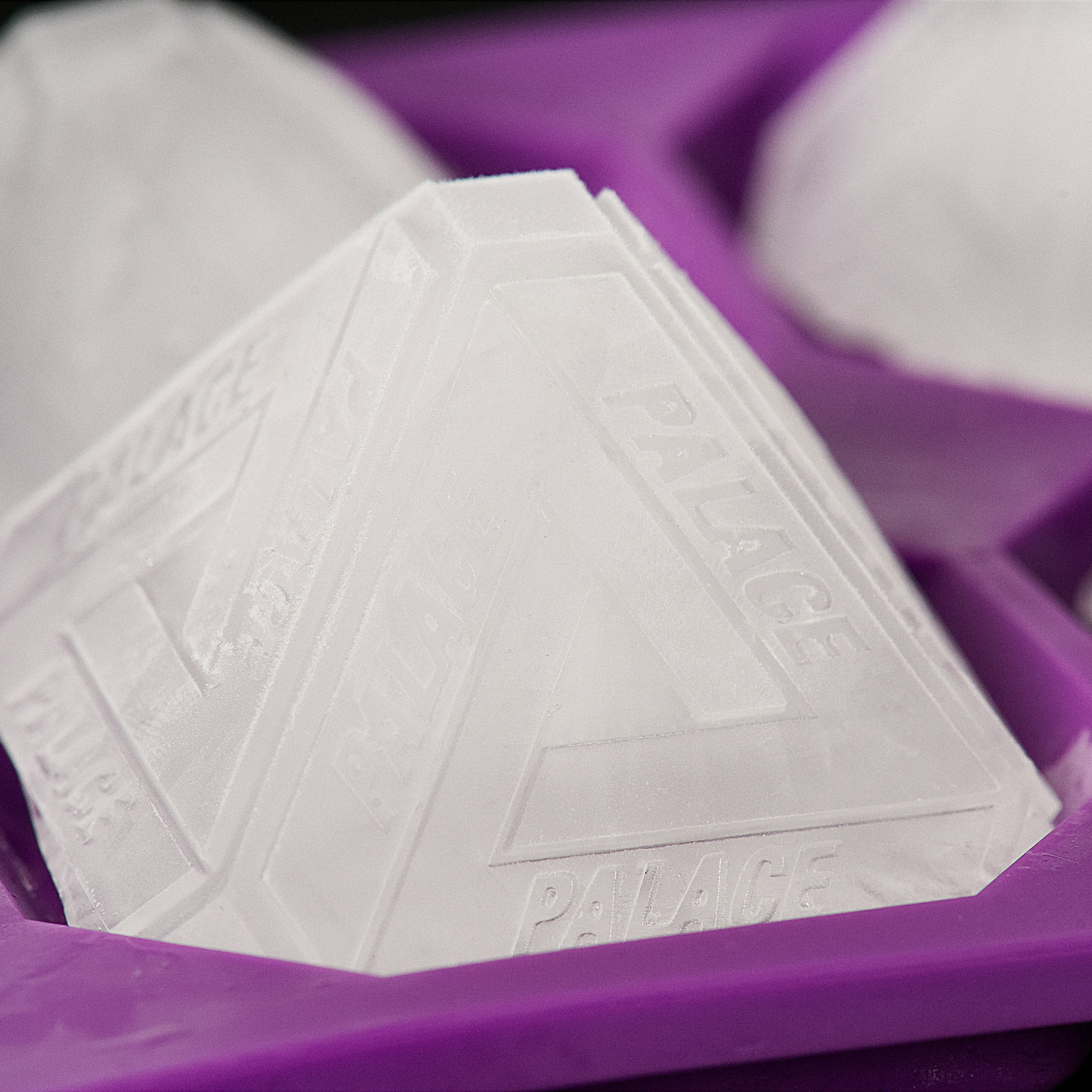 TRI-FERG ICE CUBE TRAY PURPLE - 3