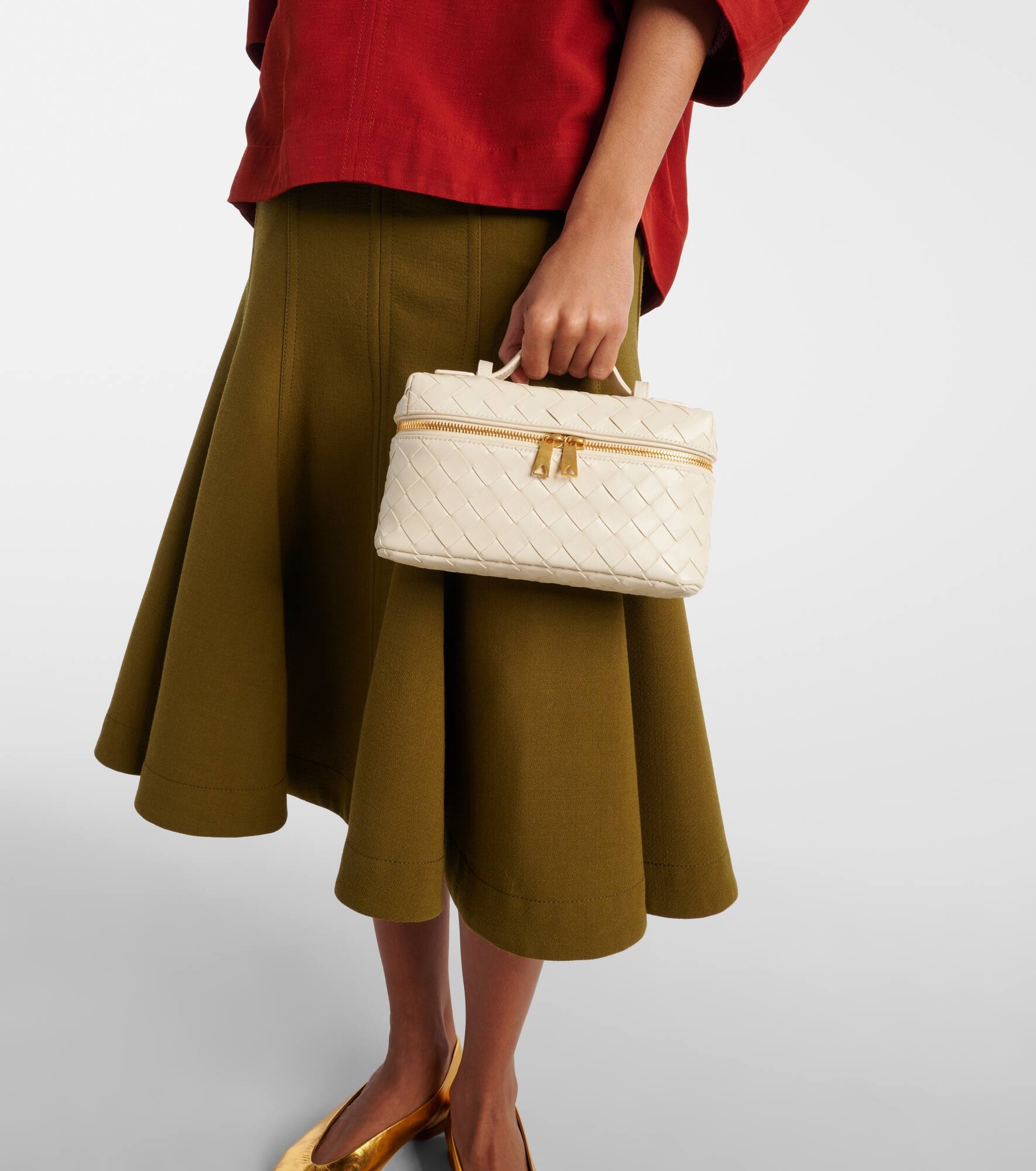 Bang Bang Intrecciato leather vanity bag - 7
