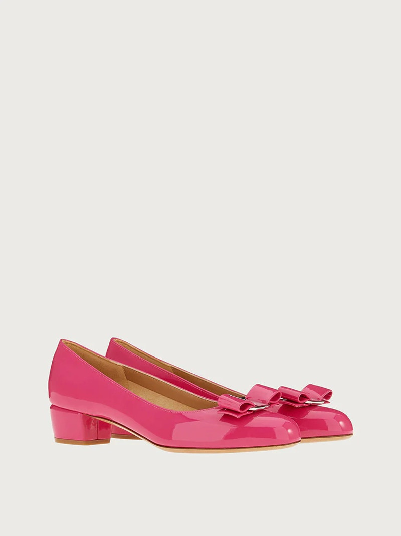 FERRAGAMO VARA BOW PUMP SHOE outlook